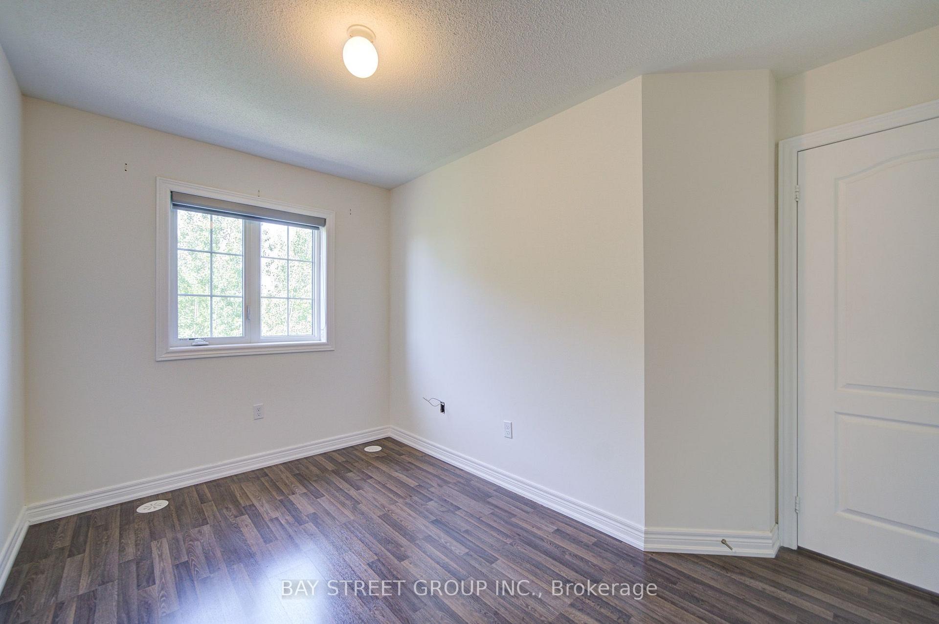 Photo 25 of 48 Roy Grove Way, Markham, Greensborough — HOMEH