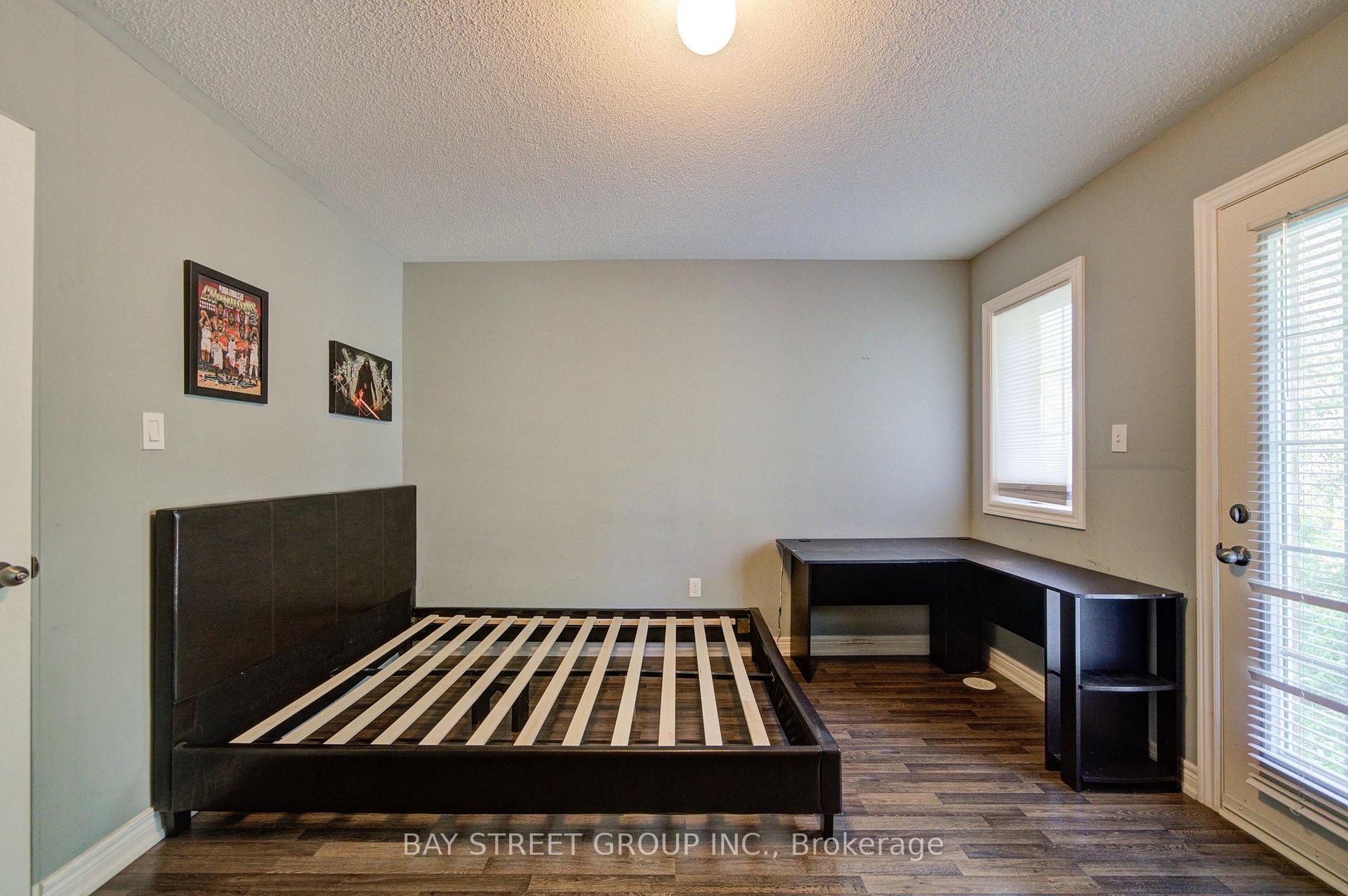 Photo 31 of 48 Roy Grove Way, Markham, Greensborough — HOMEH