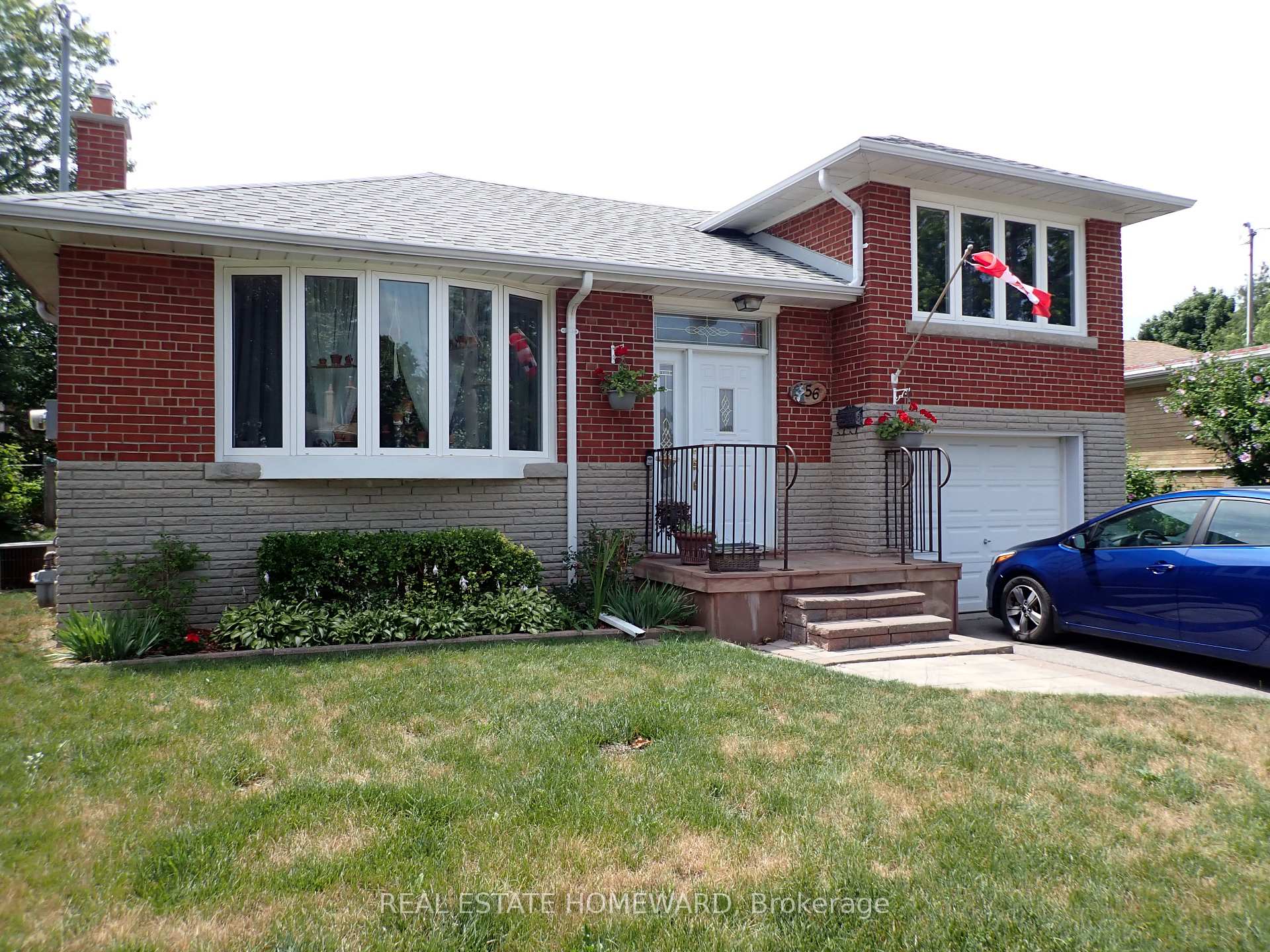 Photo 3 of Unit Front, 56 Perivale Crescent, Scarborough, Bendale — HOMEH