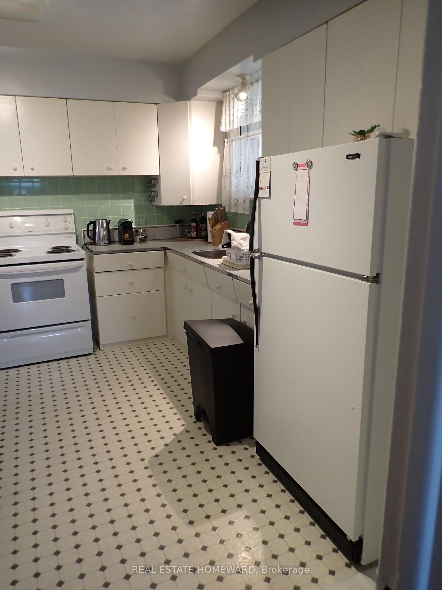 Photo 35 of Unit Front, 56 Perivale Crescent, Scarborough, Bendale — HOMEH