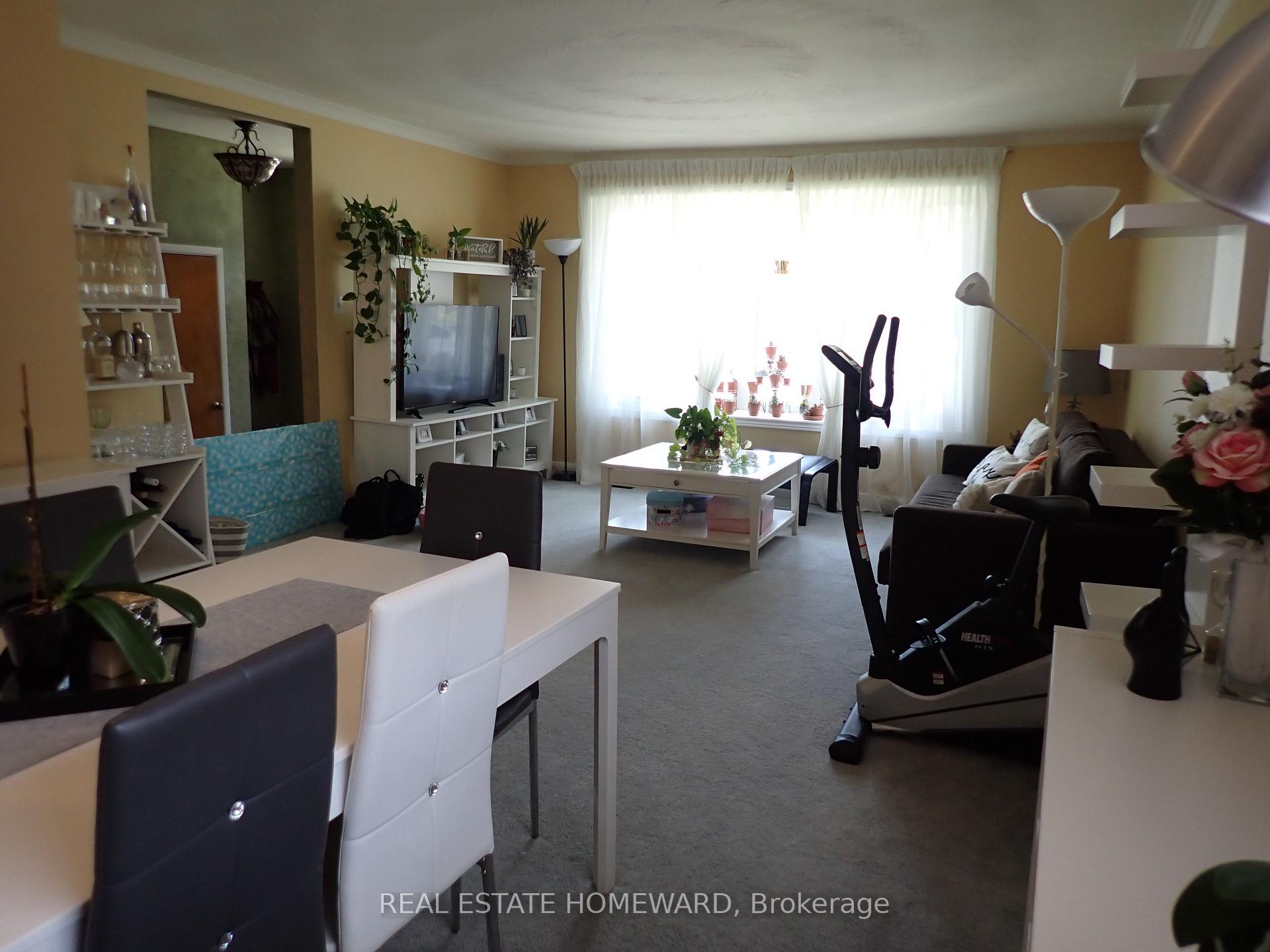 Photo 37 of Unit Front, 56 Perivale Crescent, Scarborough, Bendale — HOMEH