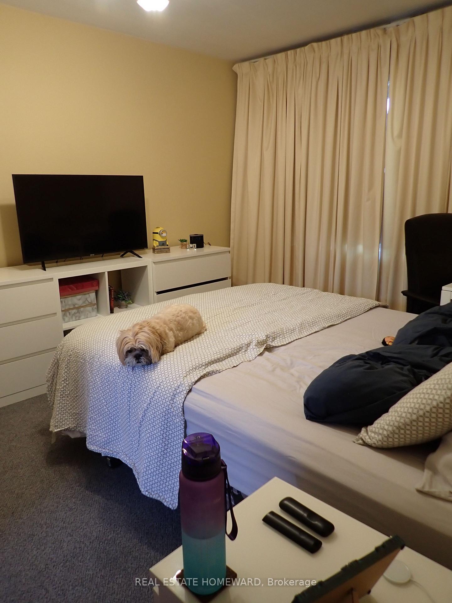 Photo 46 of Unit Front, 56 Perivale Crescent, Scarborough, Bendale — HOMEH