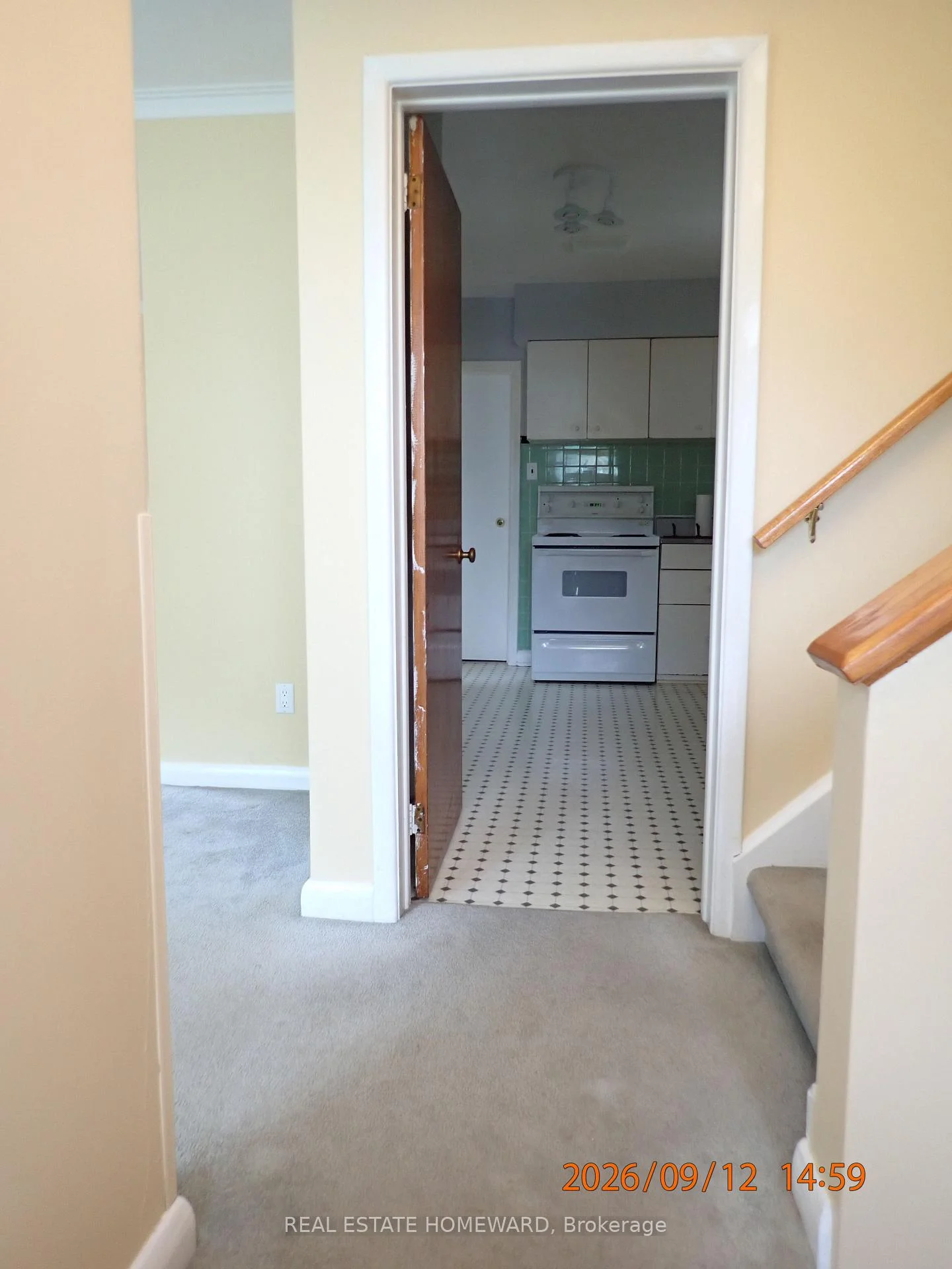 Photo 11 of Unit Front, 56 Perivale Crescent, Scarborough, Bendale — HOMEH