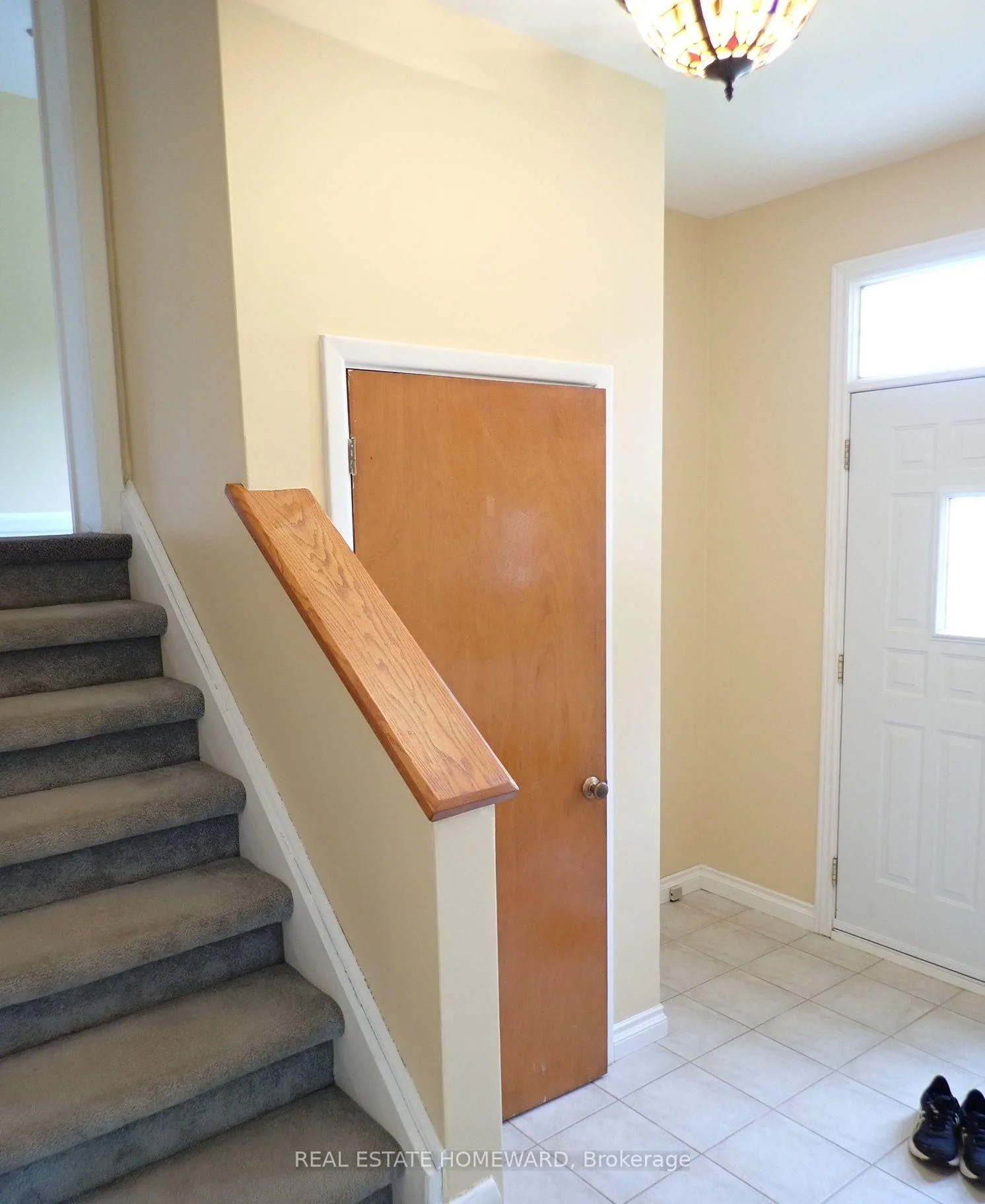 Photo 14 of Unit Front, 56 Perivale Crescent, Scarborough, Bendale — HOMEH