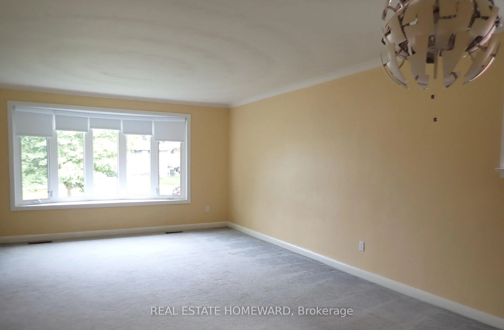 Photo 16 of Unit Front, 56 Perivale Crescent, Scarborough, Bendale — HOMEH