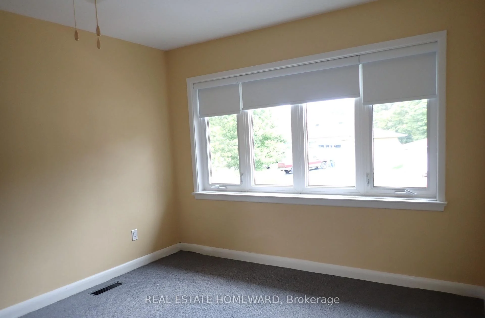 Photo 42 of Unit Front, 56 Perivale Crescent, Scarborough, Bendale — HOMEH