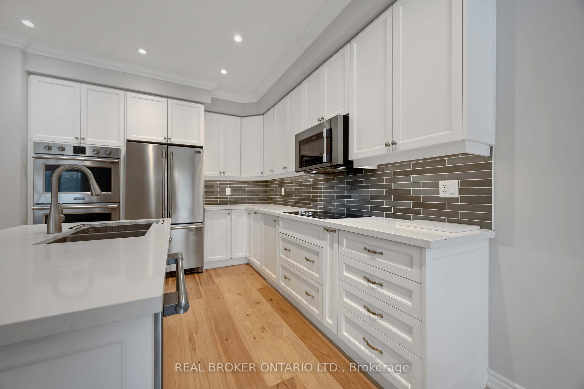 Photo 14 of 31 Gord Matthews Way, Uxbridge — HOMEH