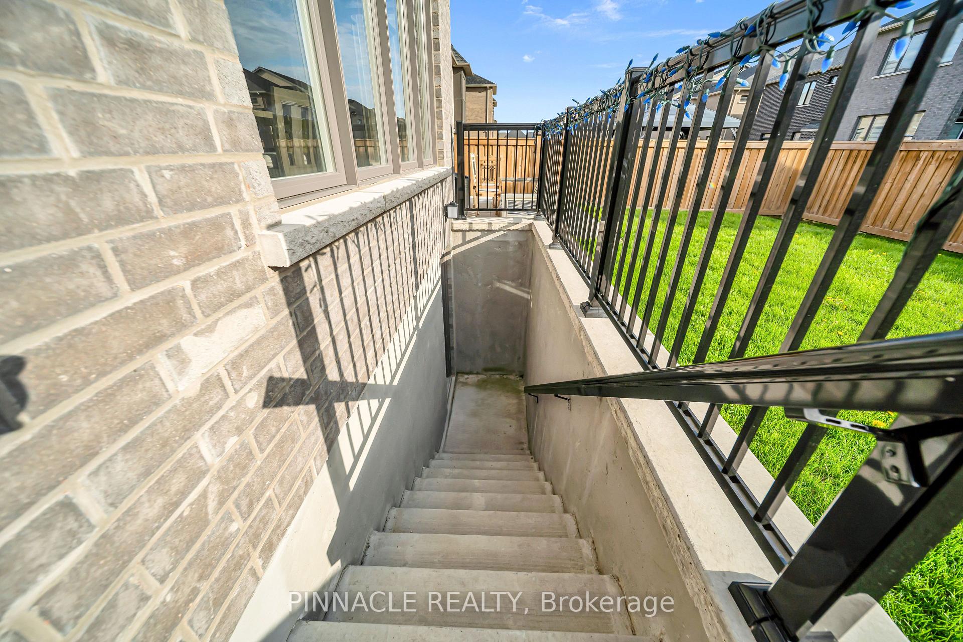 Photo 46 of 52 Chandos Gate, Vaughan, Kleinburg — HOMEH