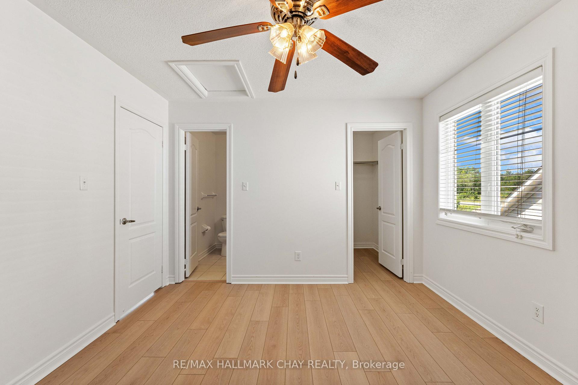 Photo 31 of 36 Starboard Circle, Wasaga Beach — HOMEH