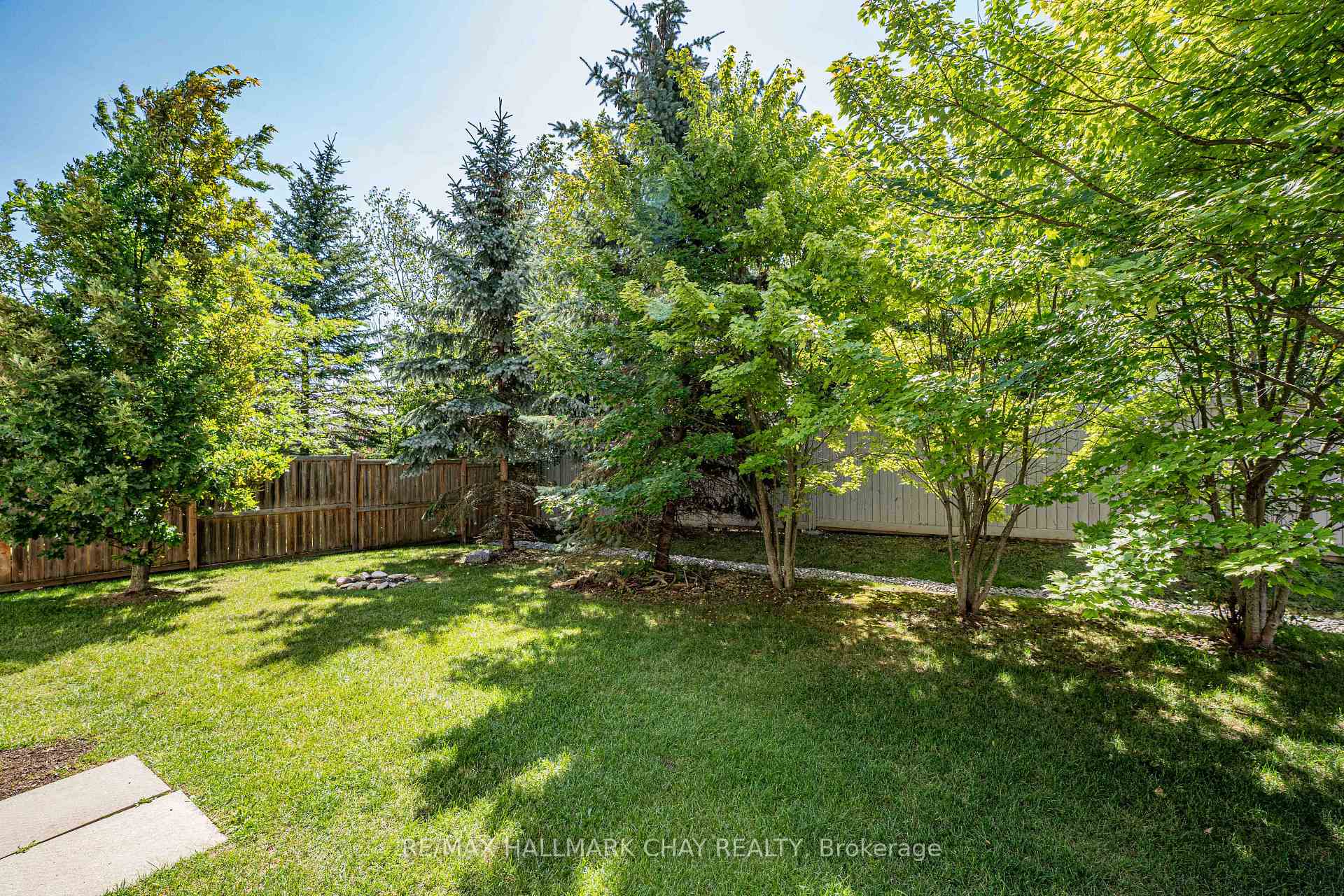 Photo 40 of 36 Starboard Circle, Wasaga Beach — HOMEH