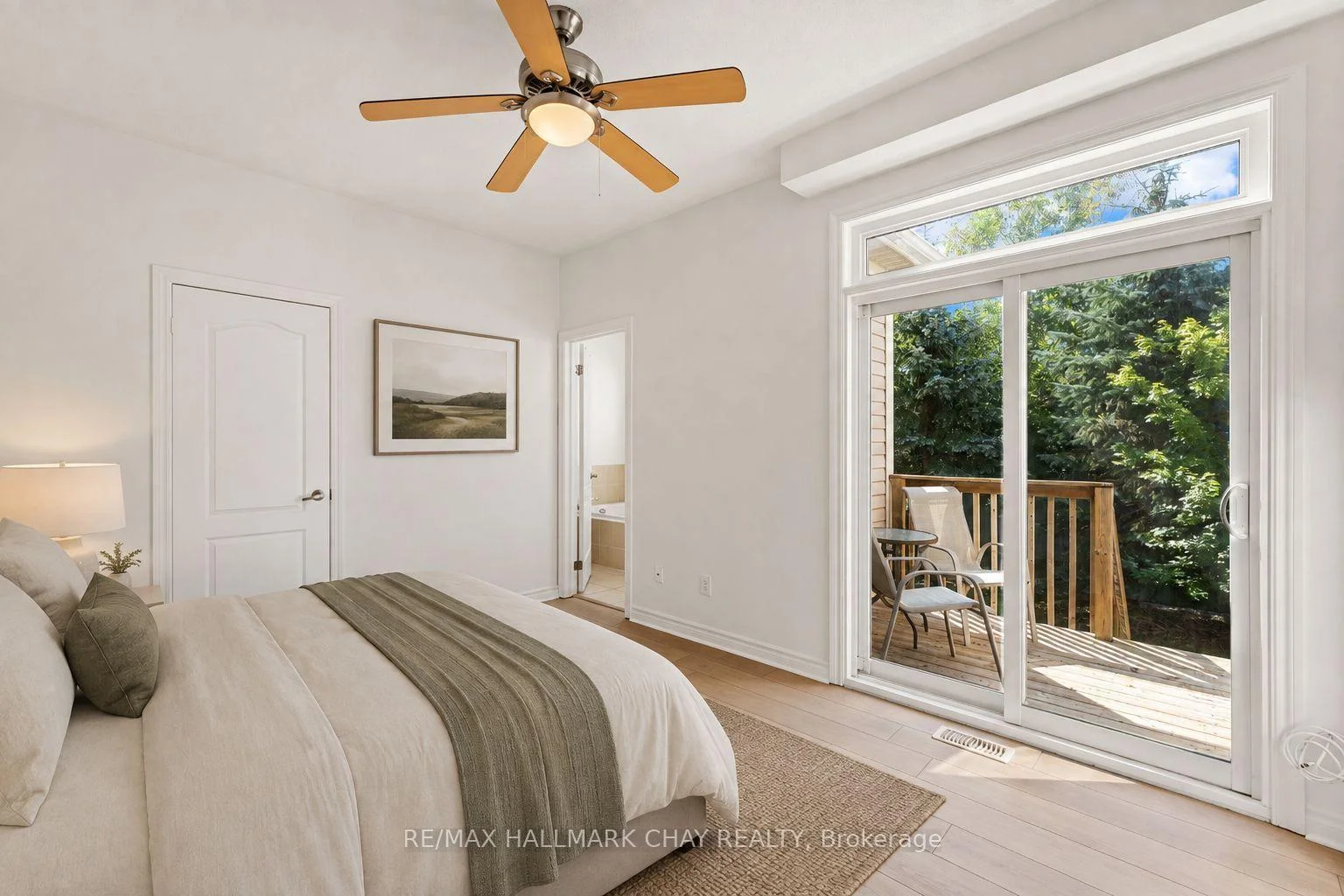 Photo 18 of 36 Starboard Circle, Wasaga Beach — HOMEH