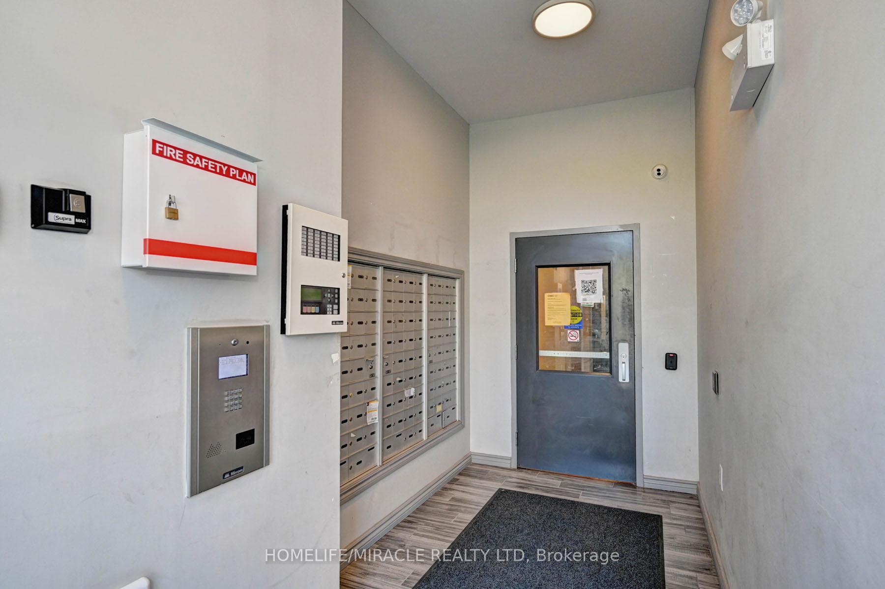 Photo 4 of Unit 209F, 275 Larch Street, Waterloo, Beechwood/University — HOMEH