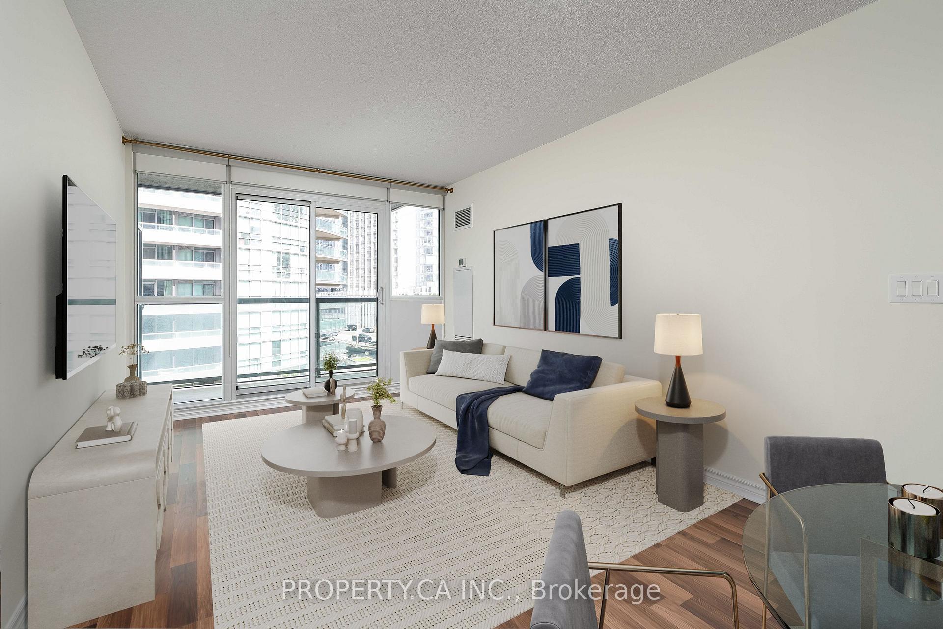 Photo 3 of Unit 803, 25 Lower Simcoe Street, Toronto, Waterfront Communities — HOMEH