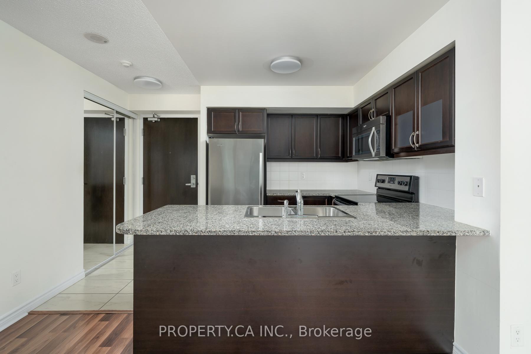Photo 16 of Unit 803, 25 Lower Simcoe Street, Toronto, Waterfront Communities — HOMEH