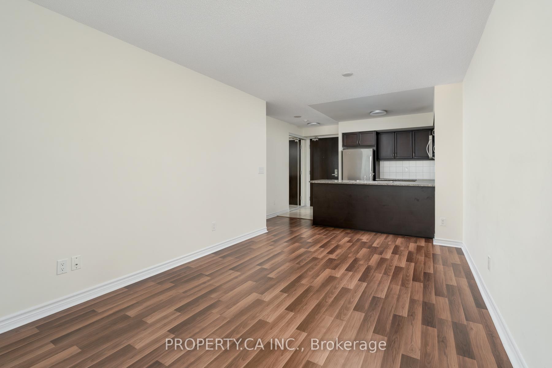 Photo 20 of Unit 803, 25 Lower Simcoe Street, Toronto, Waterfront Communities — HOMEH