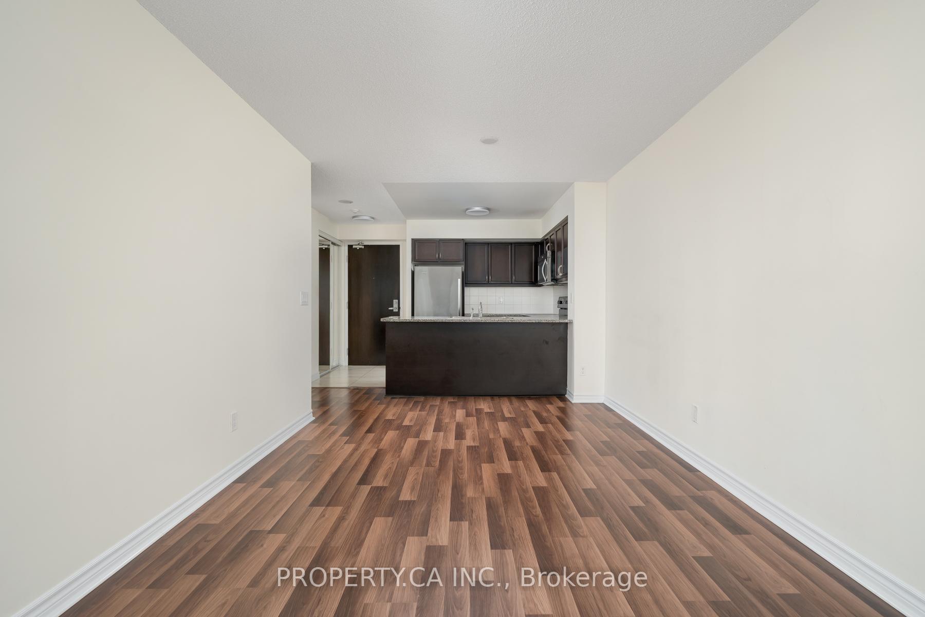 Photo 21 of Unit 803, 25 Lower Simcoe Street, Toronto, Waterfront Communities — HOMEH