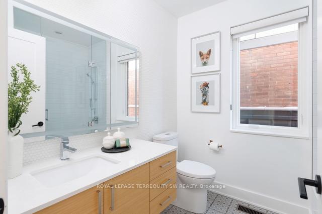 Photo 37 of 96 Summerhill Avenue, Toronto, Rosedale-Moore Park — HOMEH