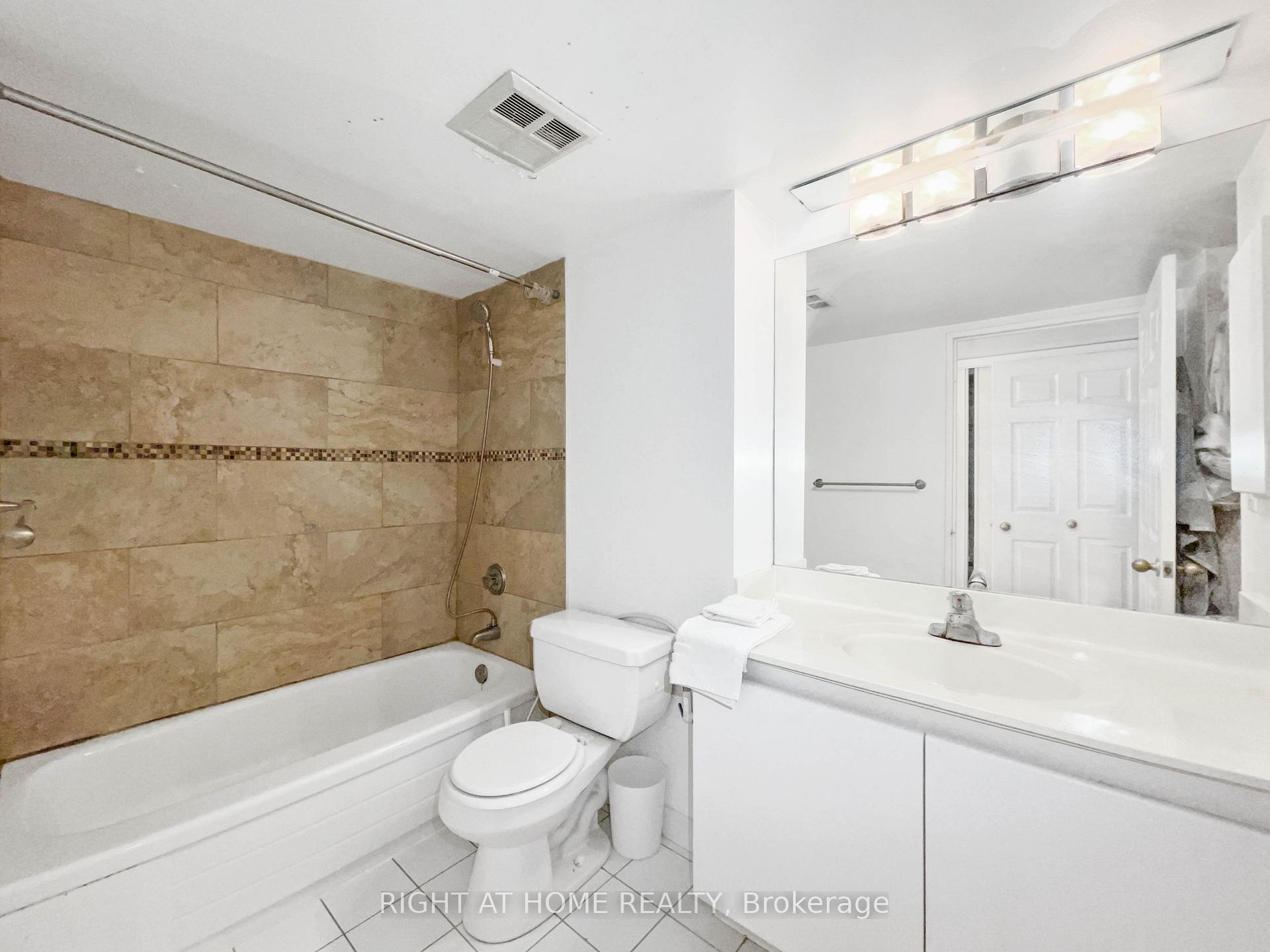 Photo 9 of Unit 1113, 24 Wellesley Street W, Toronto, Bay Street Corridor — HOMEH