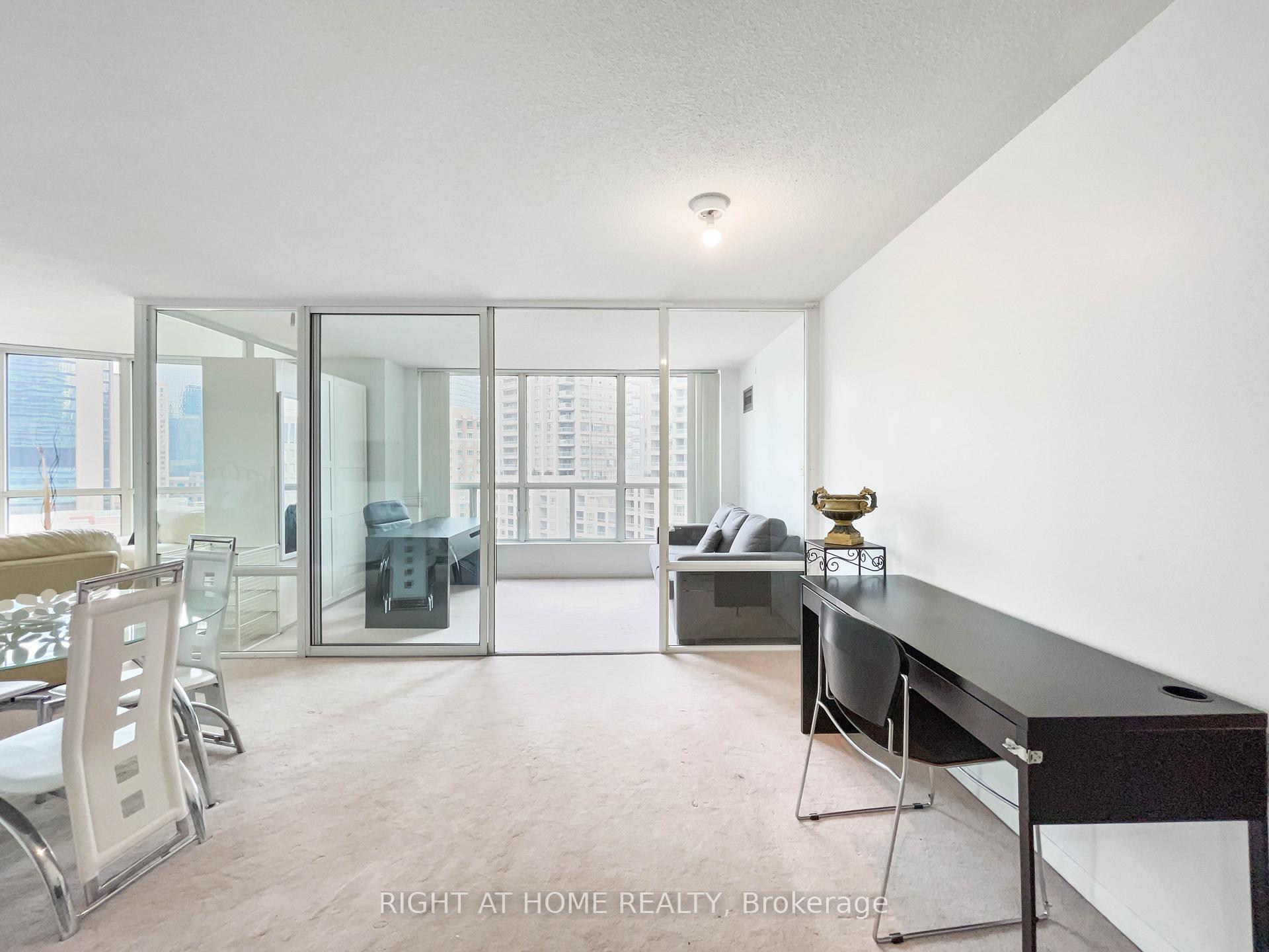 Photo 12 of Unit 1113, 24 Wellesley Street W, Toronto, Bay Street Corridor — HOMEH