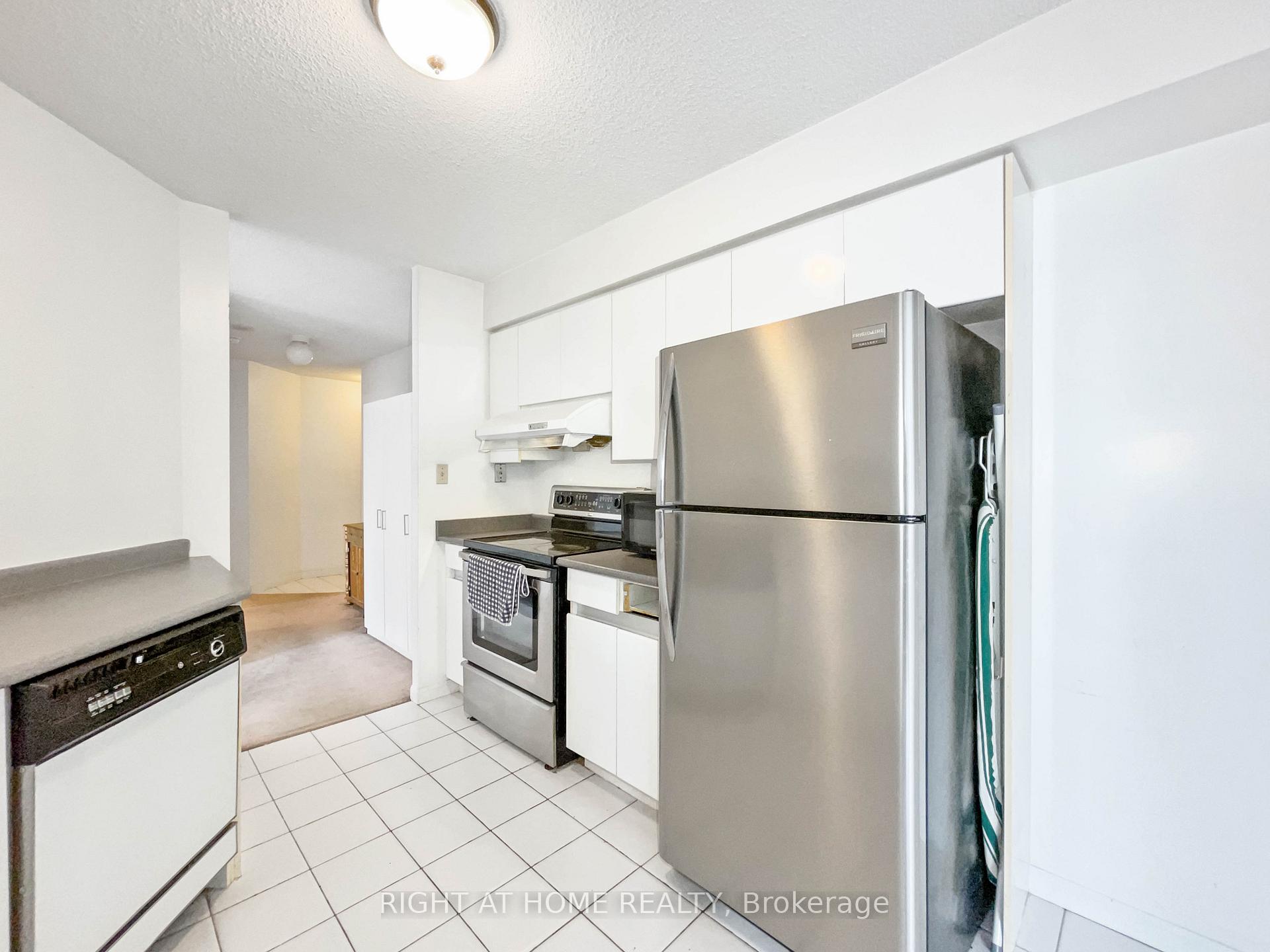 Photo 33 of Unit 1113, 24 Wellesley Street W, Toronto, Bay Street Corridor — HOMEH