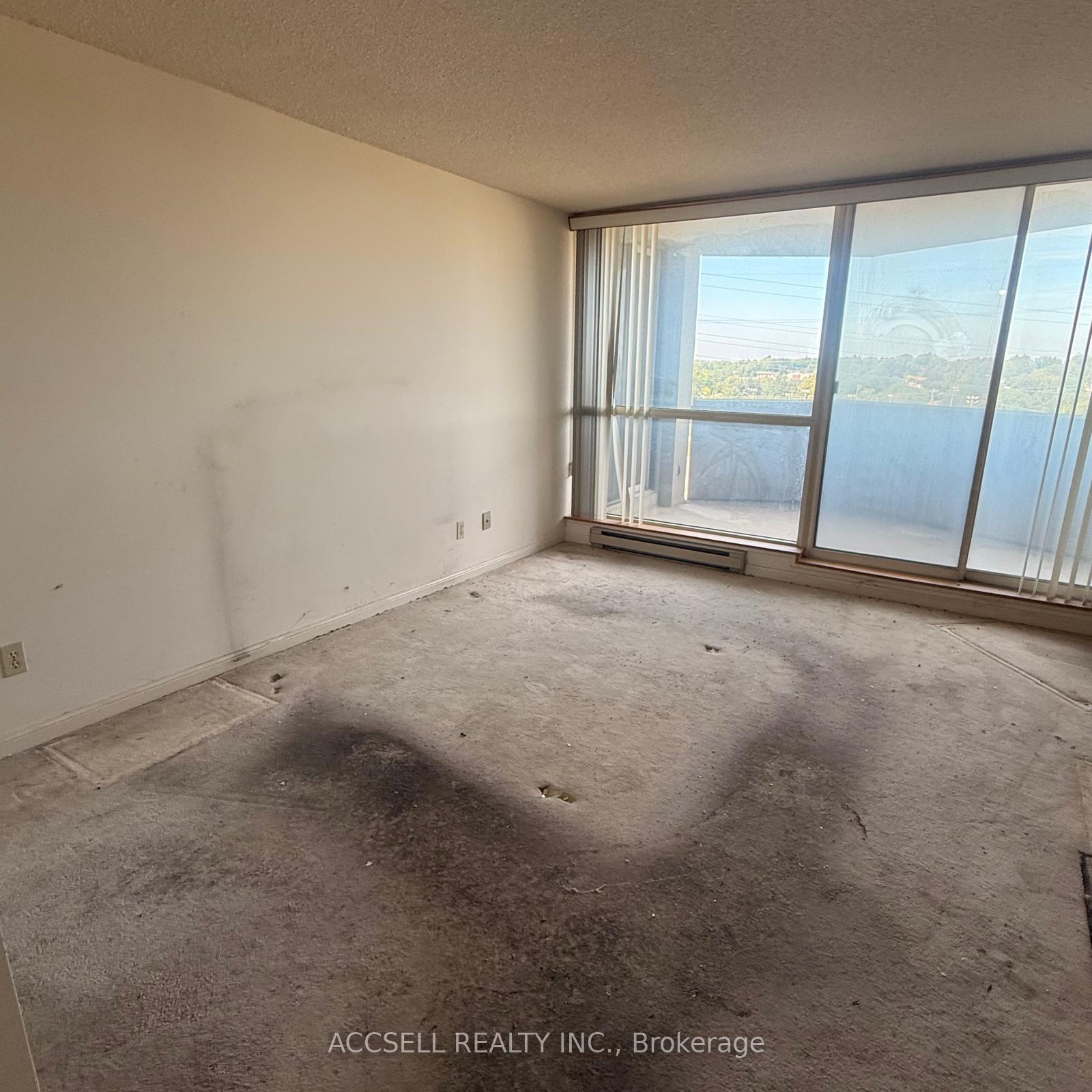 Photo 6 of Unit 305, 85 Skymark Drive, North York, Hillcrest Village — HOMEH