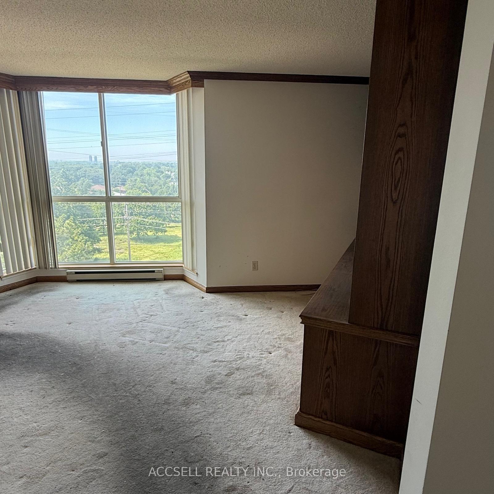 Photo 8 of Unit 305, 85 Skymark Drive, North York, Hillcrest Village — HOMEH