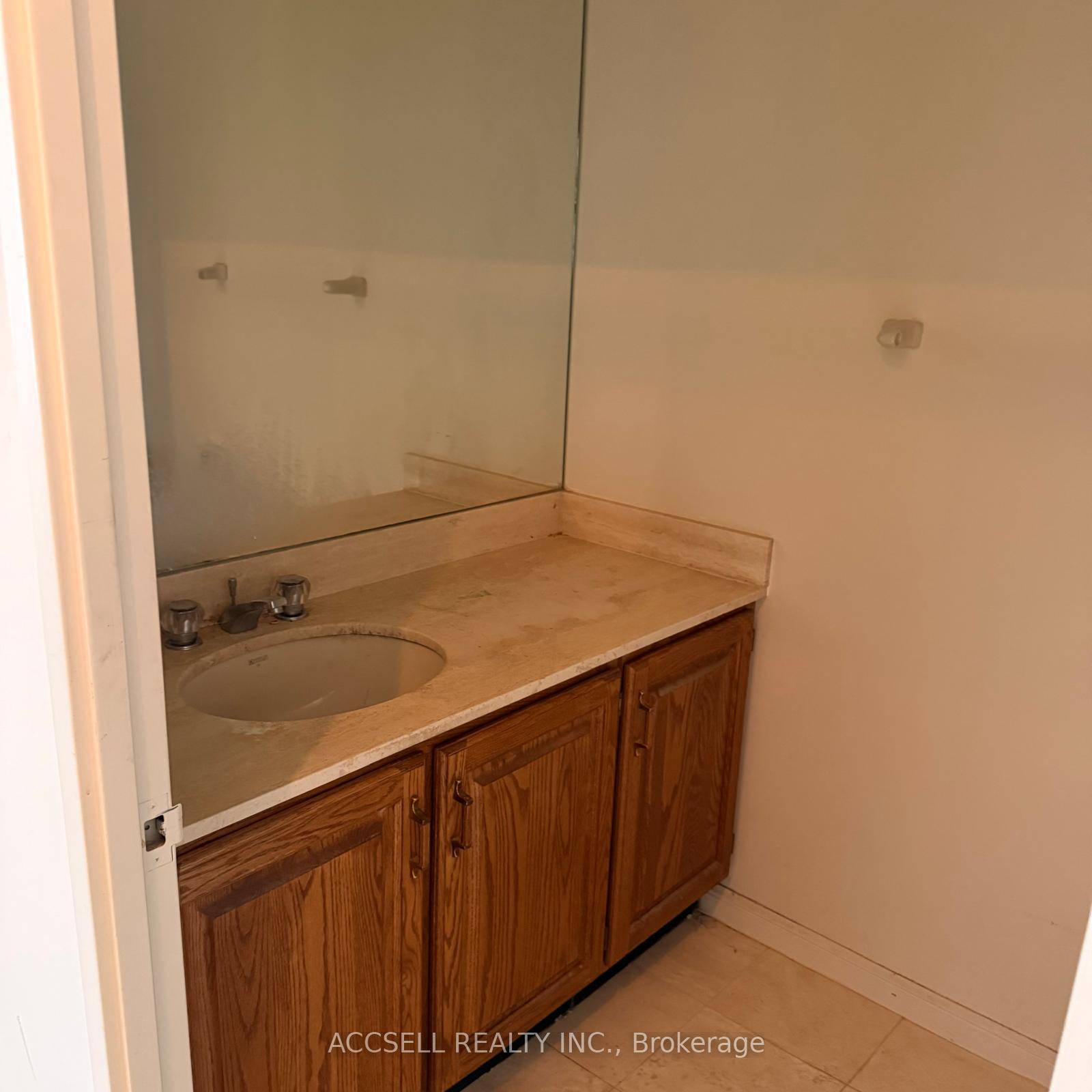Photo 9 of Unit 305, 85 Skymark Drive, North York, Hillcrest Village — HOMEH