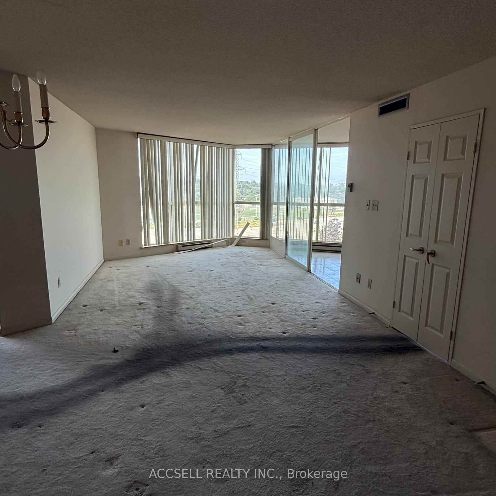 Photo 15 of Unit 305, 85 Skymark Drive, North York, Hillcrest Village — HOMEH