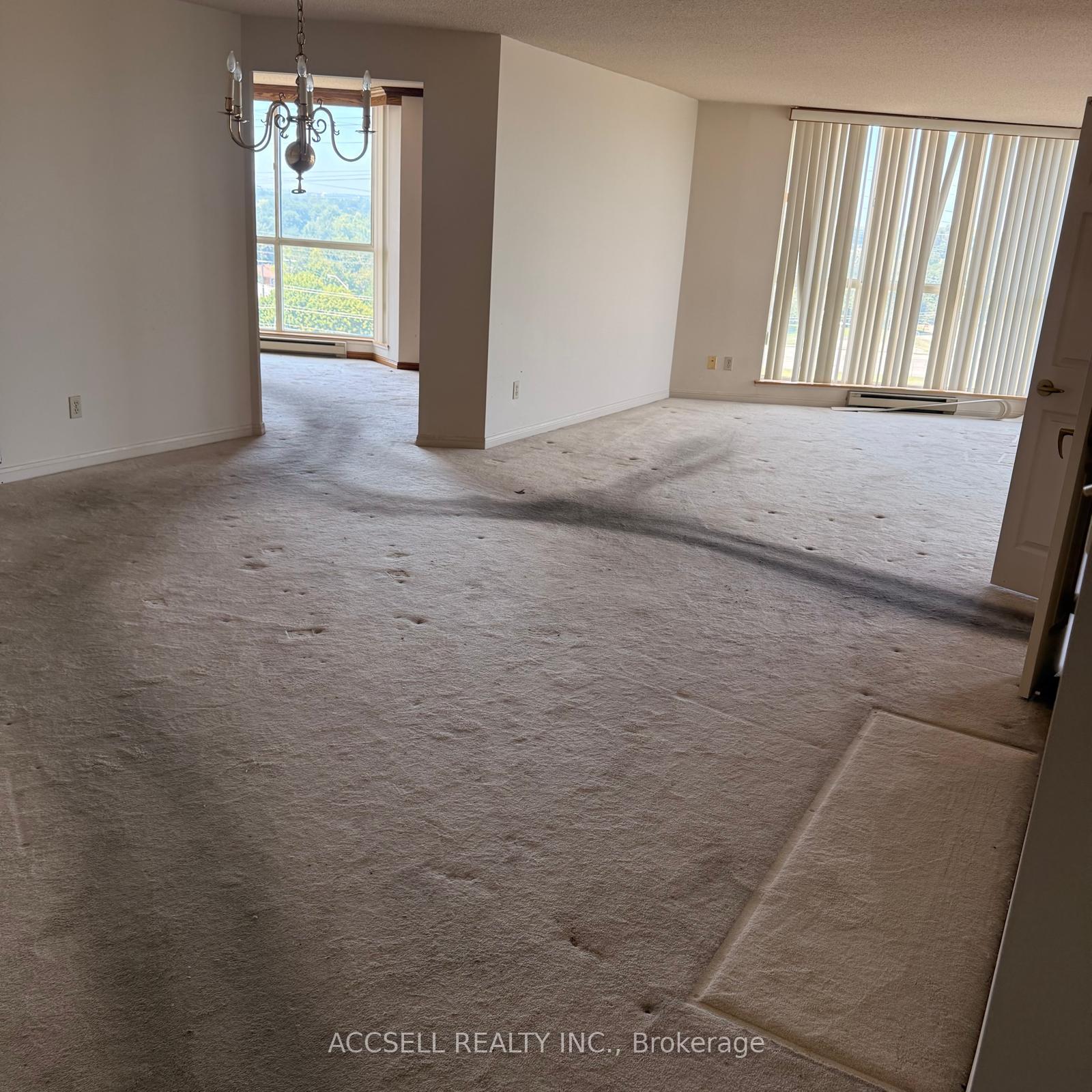 Photo 16 of Unit 305, 85 Skymark Drive, North York, Hillcrest Village — HOMEH