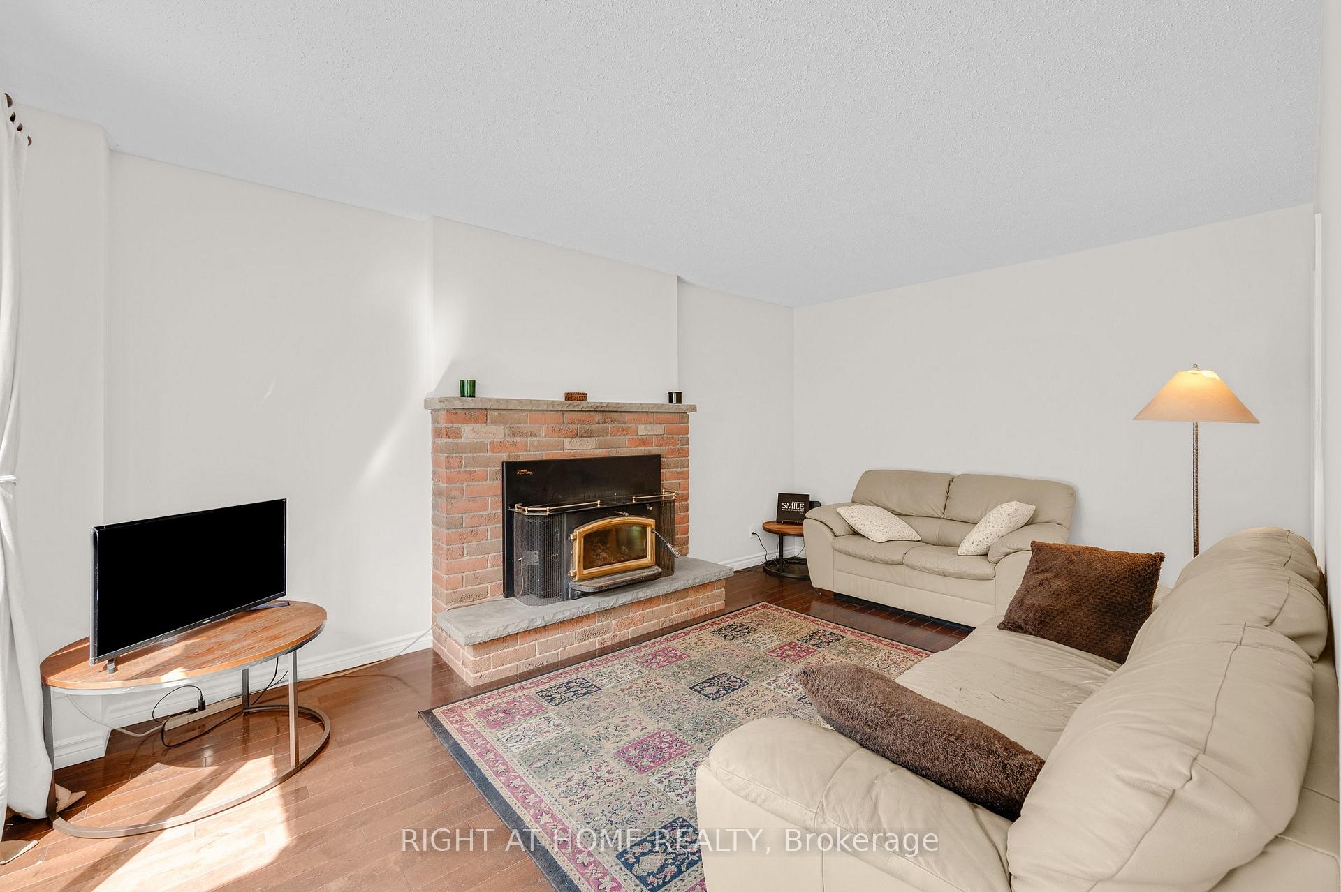 Photo 7 of 123 Benn Drive, Cambridge, Sheldon-Conestoga — HOMEH