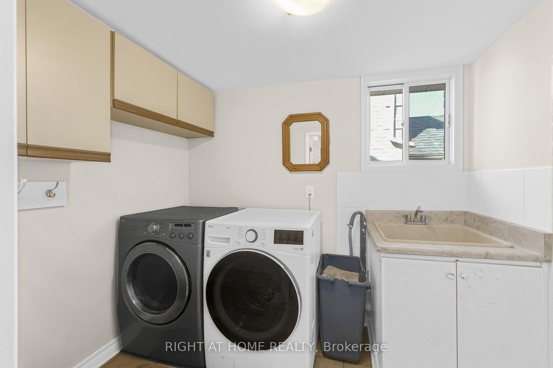 Photo 17 of 123 Benn Drive, Cambridge, Sheldon-Conestoga — HOMEH