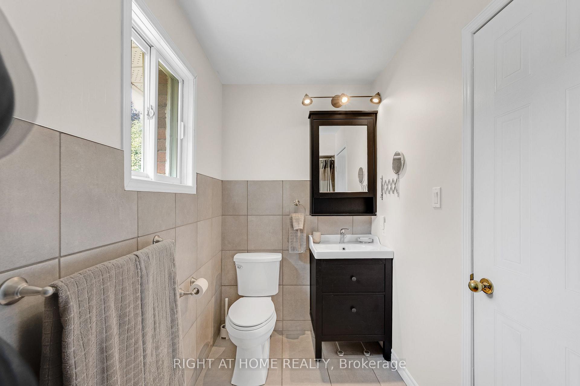 Photo 22 of 123 Benn Drive, Cambridge, Sheldon-Conestoga — HOMEH