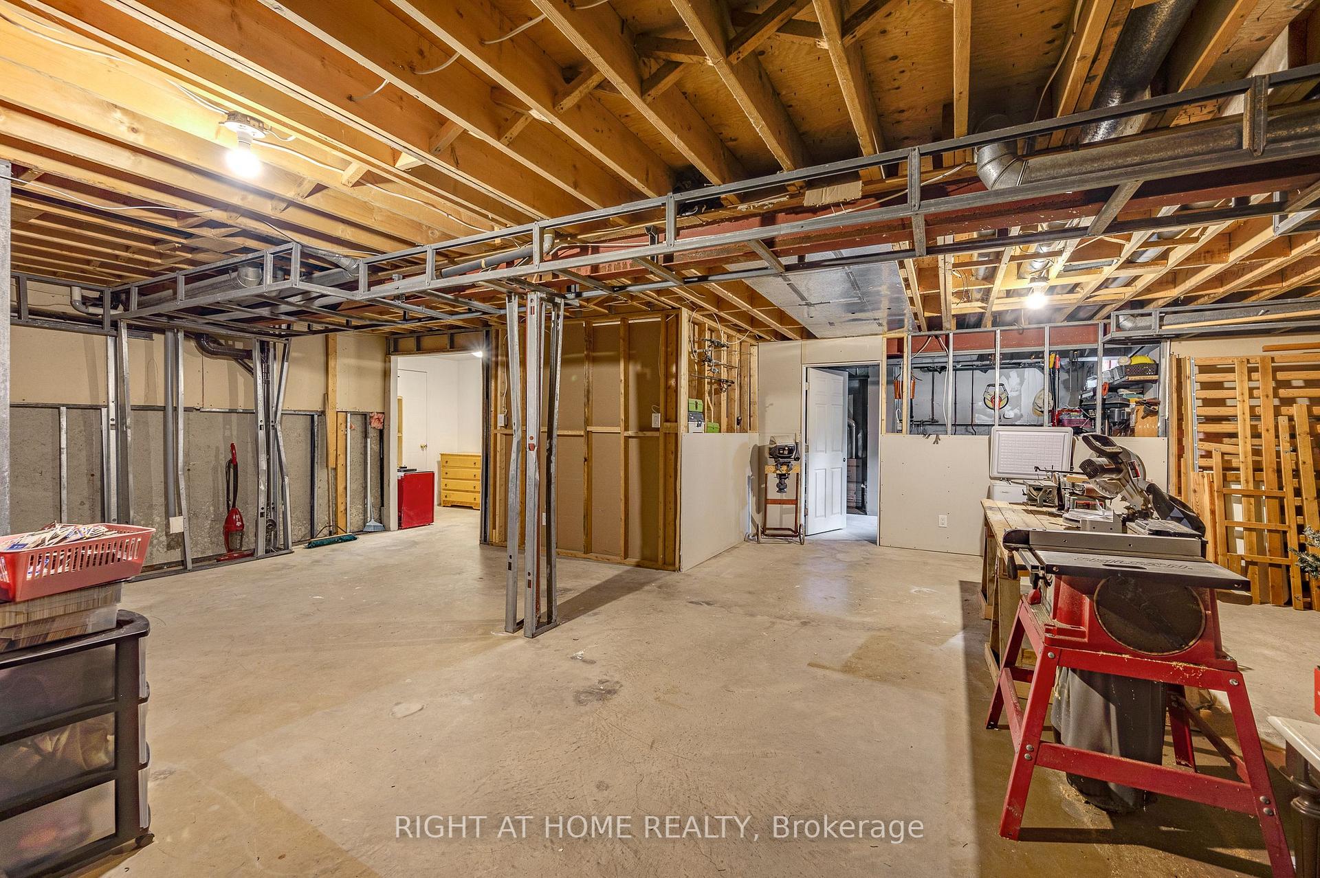 Photo 35 of 123 Benn Drive, Cambridge, Sheldon-Conestoga — HOMEH