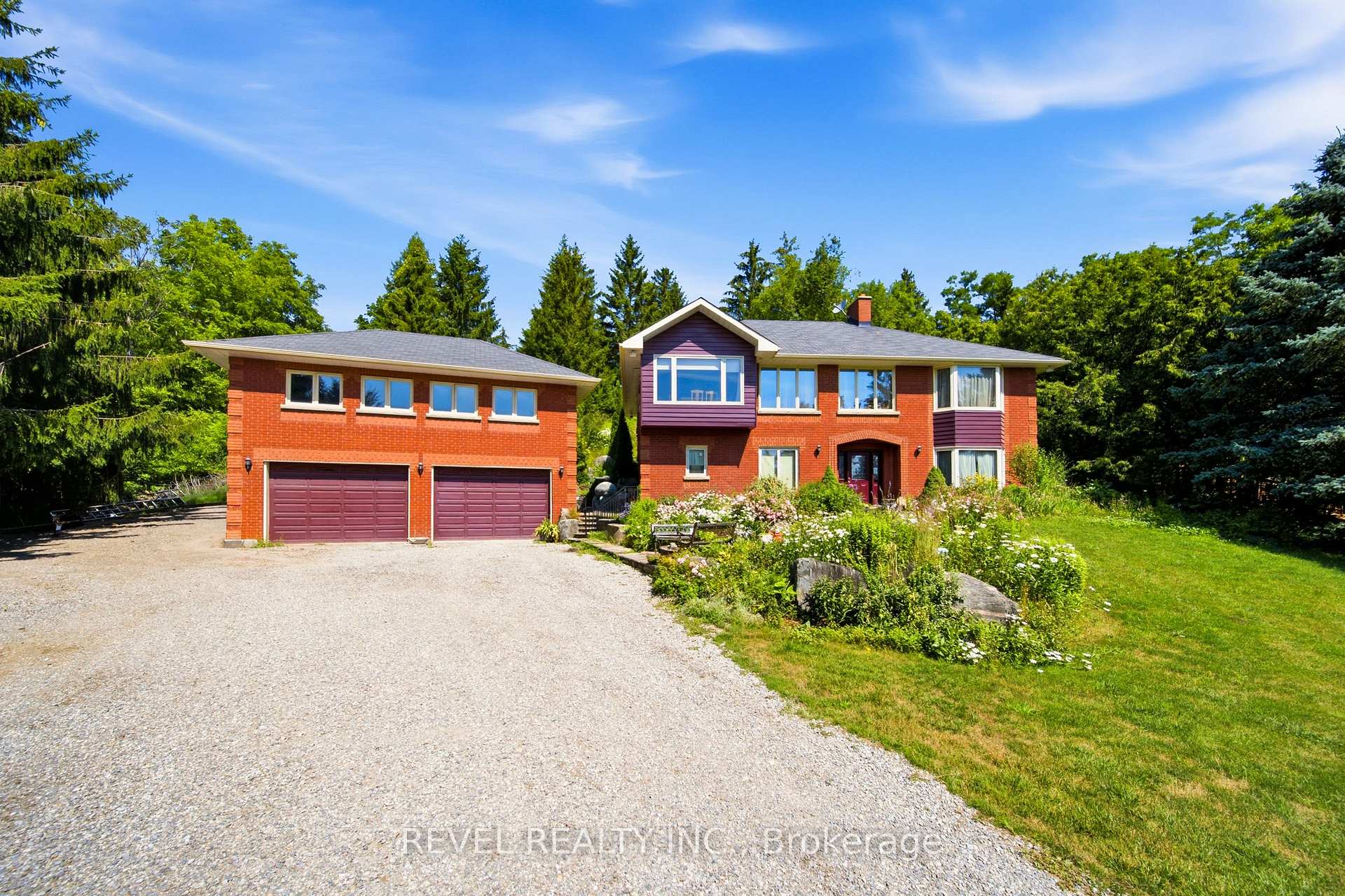 Photo 2 of 3156 Escarpment Side Road, Caledon, Rural Caledon — HOMEH