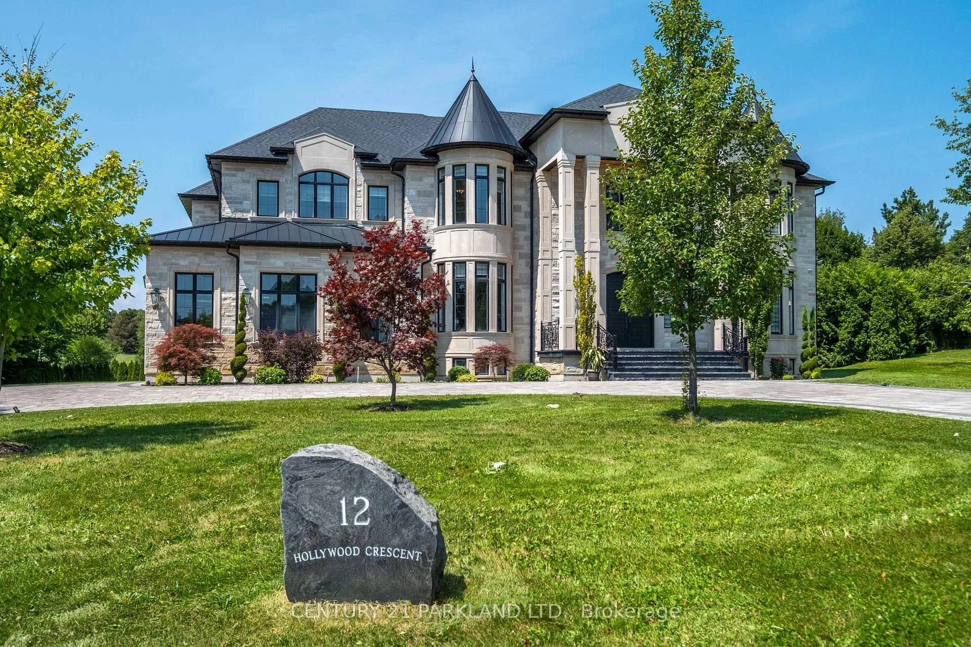Photo 1 of 12 Hollywood Crescent, King, Nobleton — HOMEH
