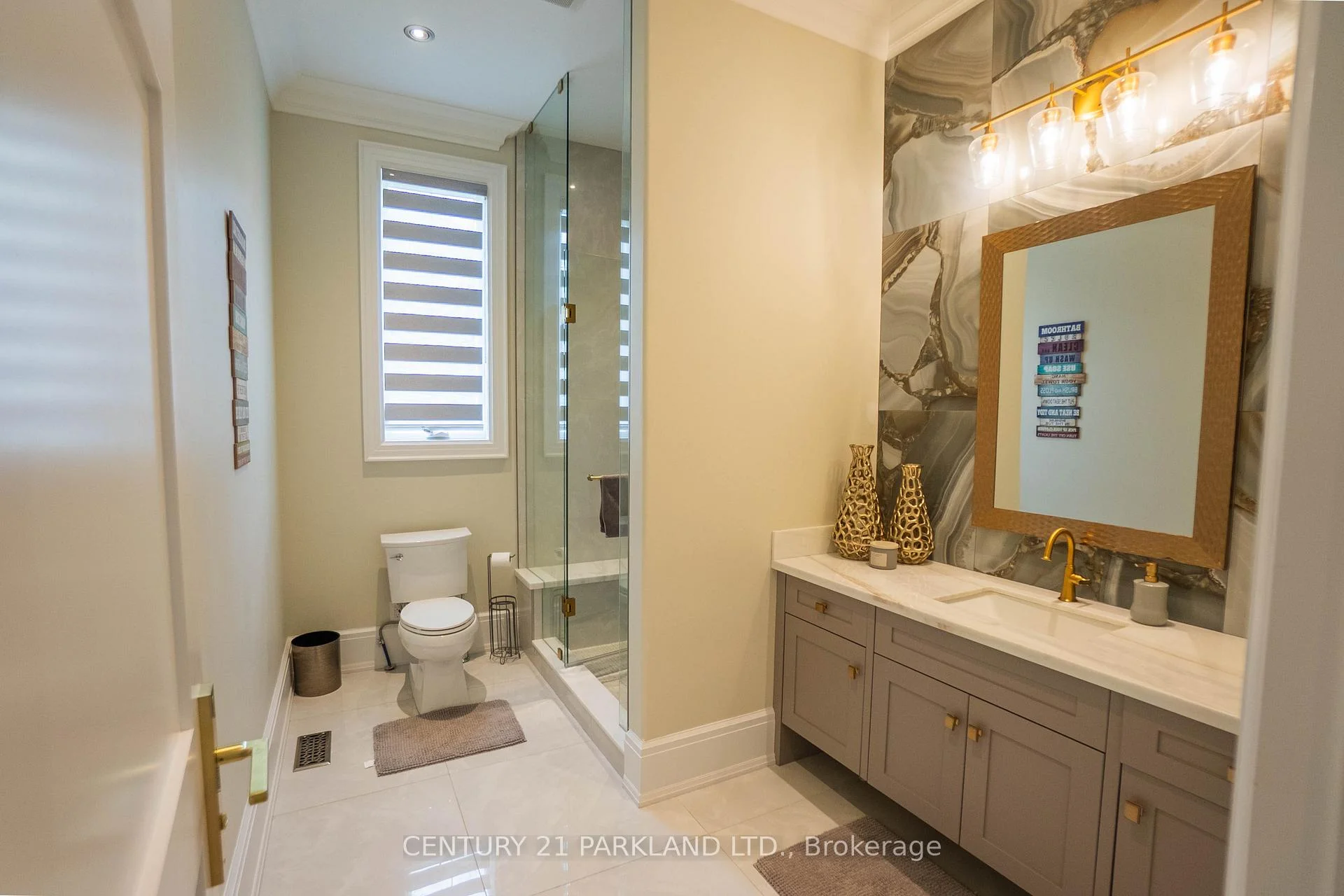 Photo 6 of 12 Hollywood Crescent, King, Nobleton — HOMEH