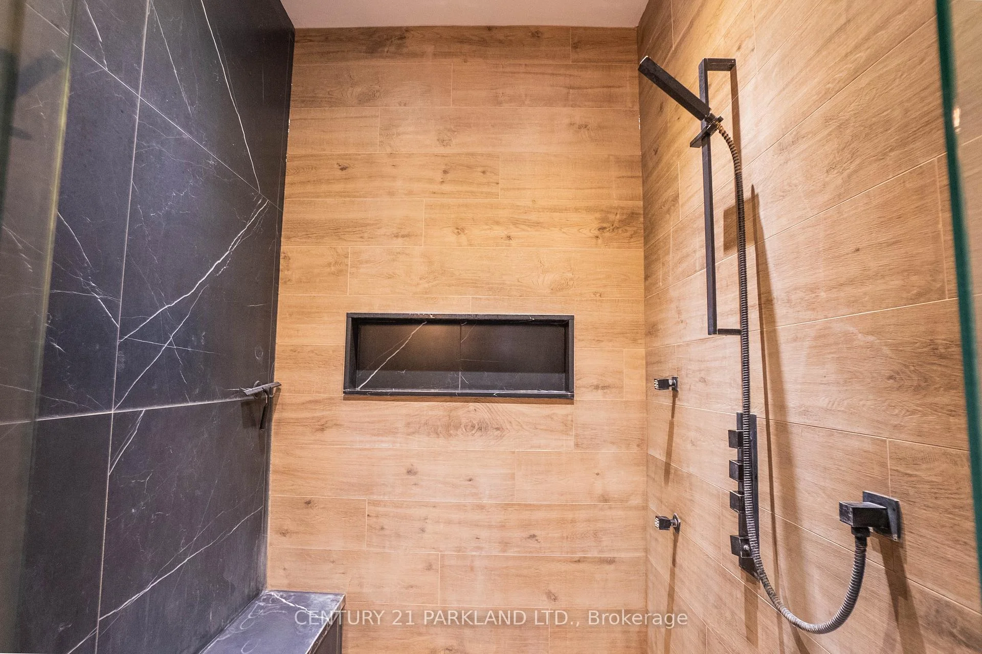 Photo 31 of 12 Hollywood Crescent, King, Nobleton — HOMEH