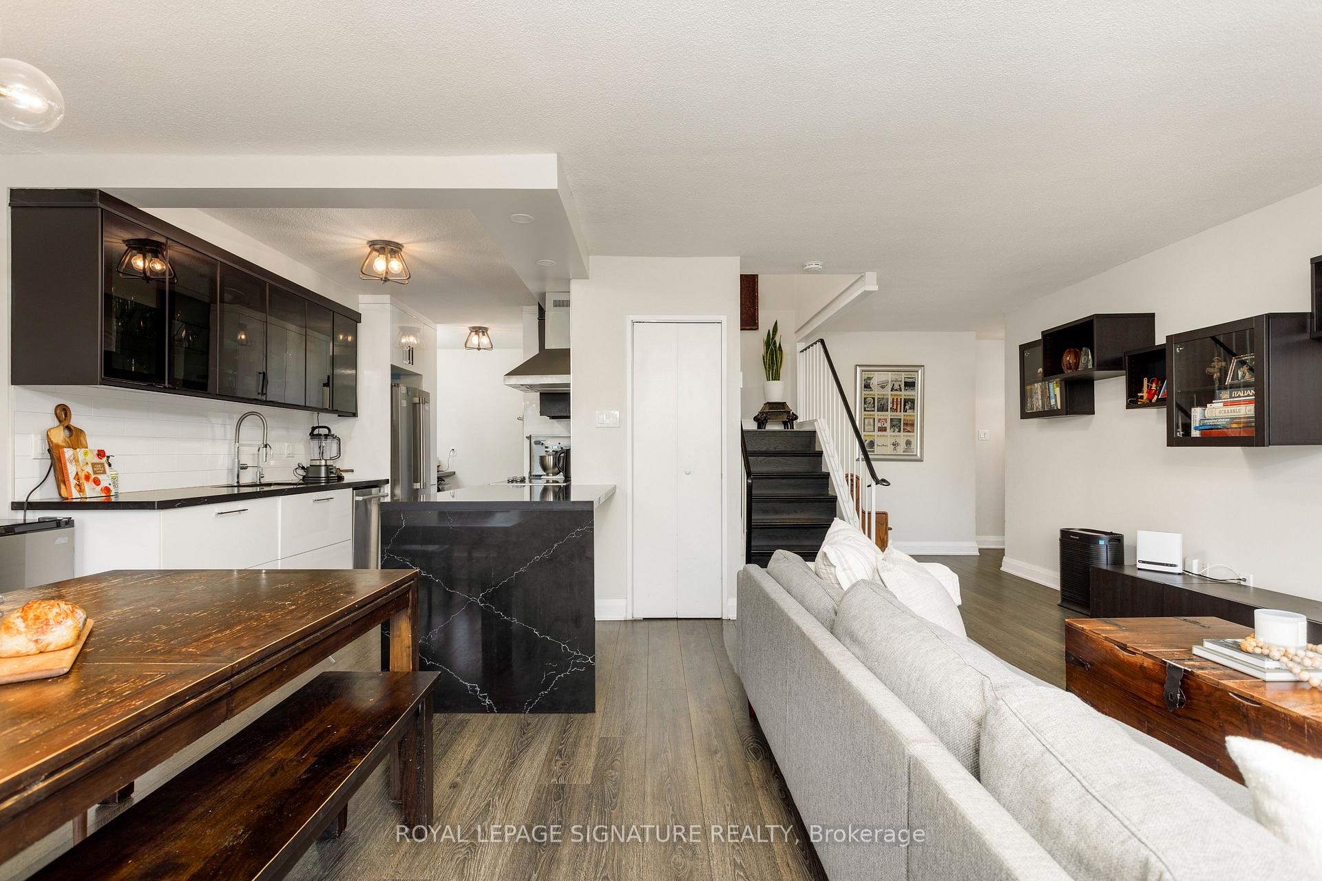 Photo 11 of Unit 302, 35 Ormskirk Avenue, Toronto, High Park-Swansea — HOMEH