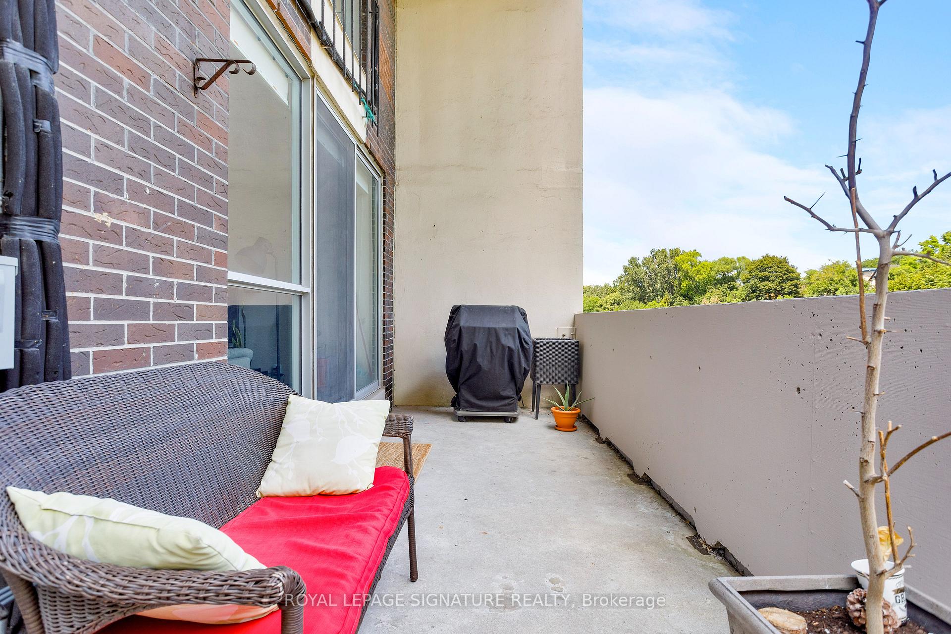 Photo 21 of Unit 302, 35 Ormskirk Avenue, Toronto, High Park-Swansea — HOMEH