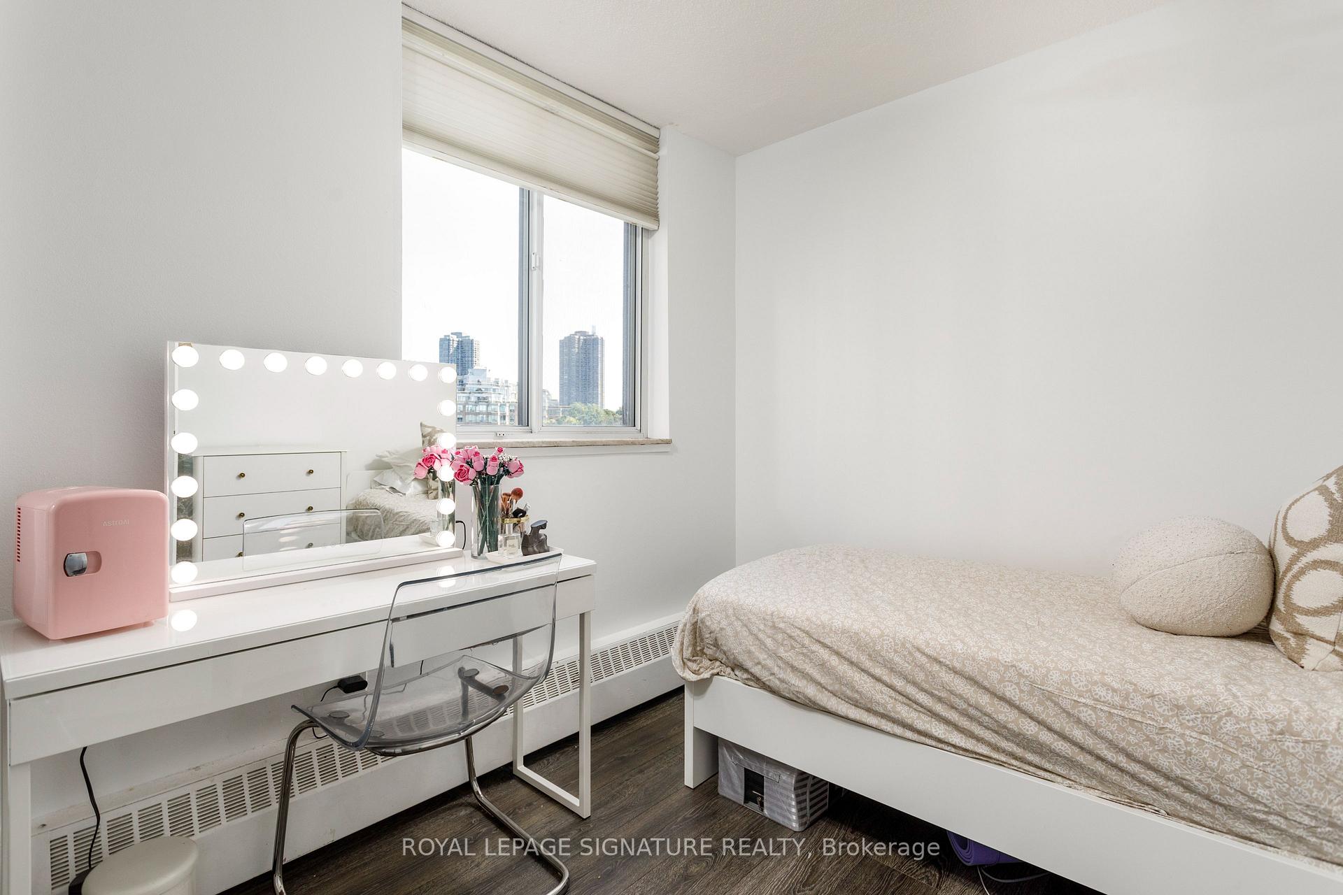 Photo 30 of Unit 302, 35 Ormskirk Avenue, Toronto, High Park-Swansea — HOMEH