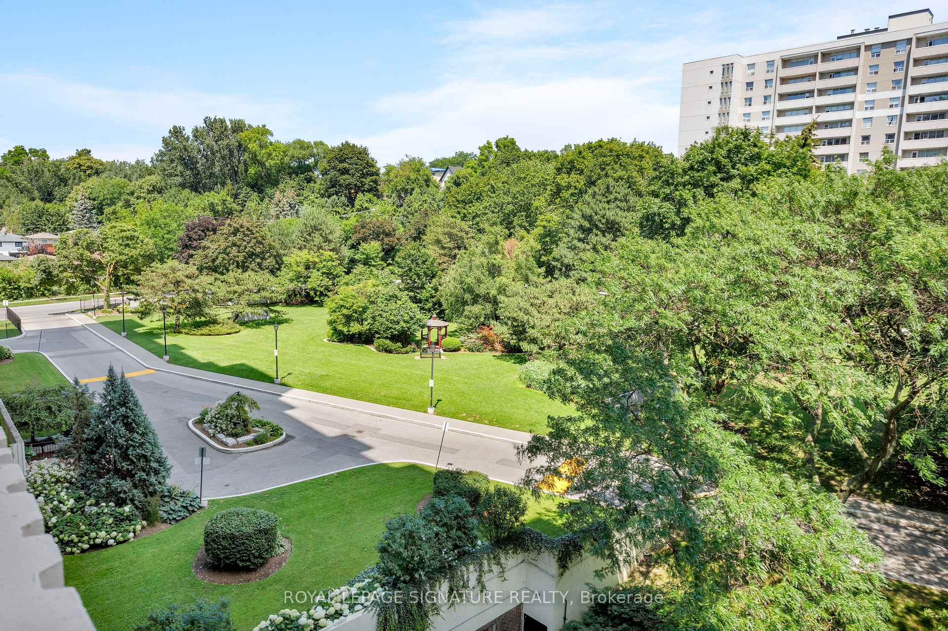 Photo 35 of Unit 302, 35 Ormskirk Avenue, Toronto, High Park-Swansea — HOMEH