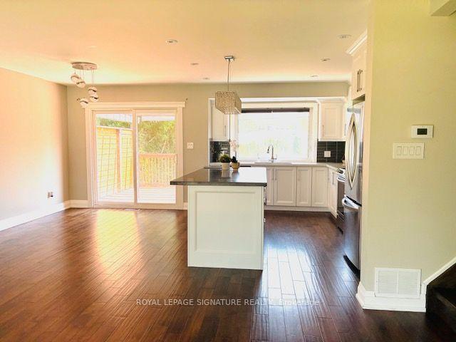 Photo 14 of 625 Braemore Road, Burlington, Roseland — HOMEH