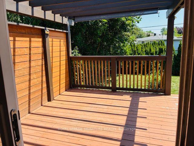 Photo 17 of 625 Braemore Road, Burlington, Roseland — HOMEH