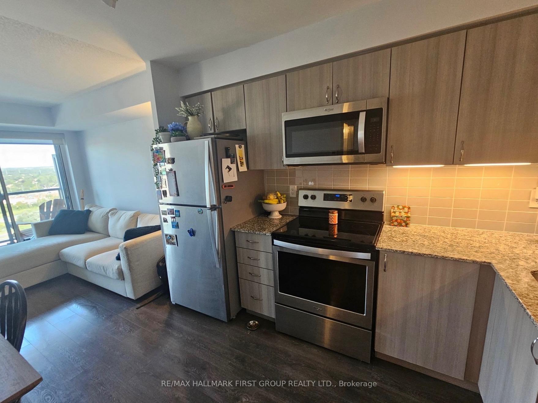 Photo 3 of Unit 1610, 1255 Bayly Street, Pickering, Bay Ridges — HOMEH