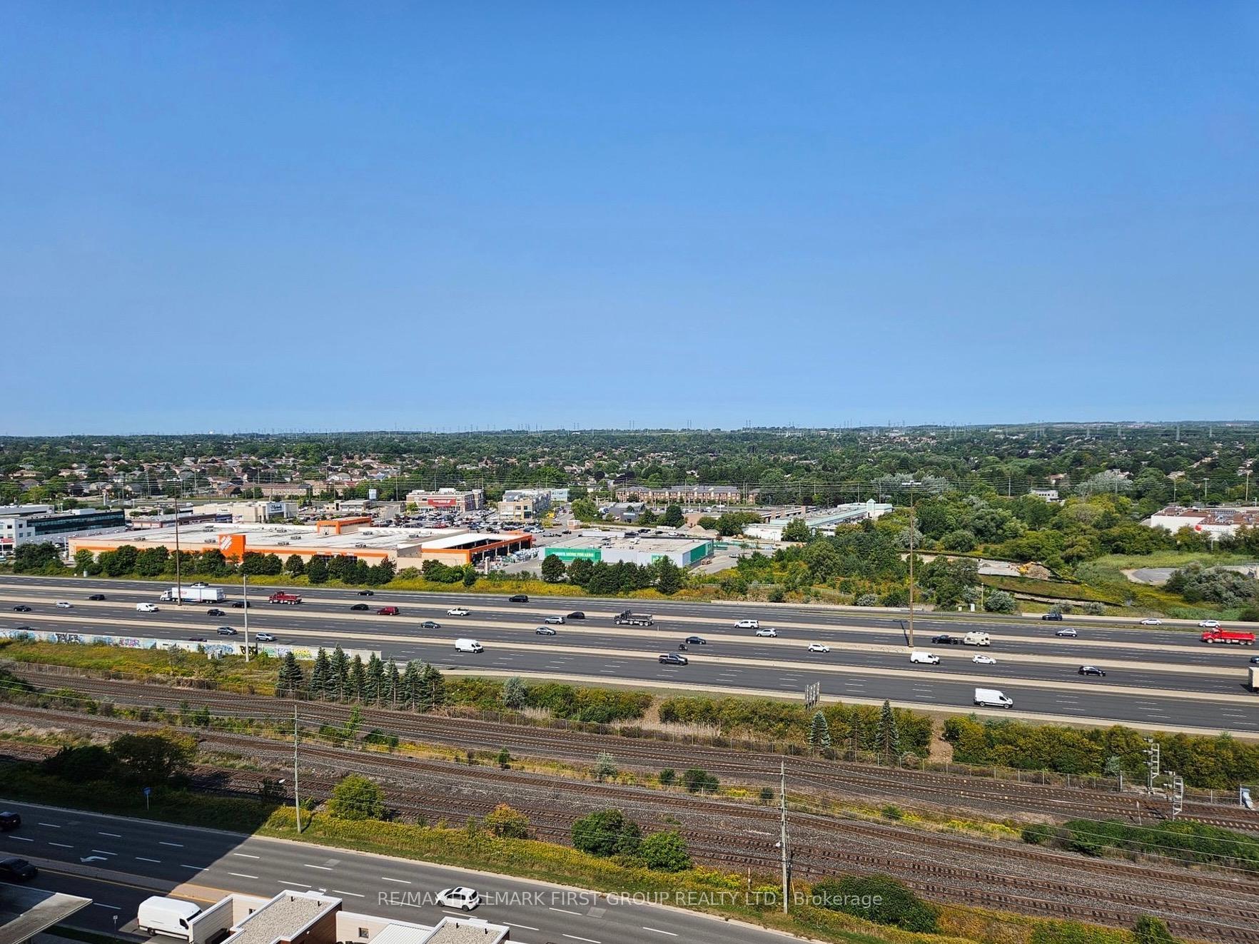 Photo 12 of Unit 1610, 1255 Bayly Street, Pickering, Bay Ridges — HOMEH