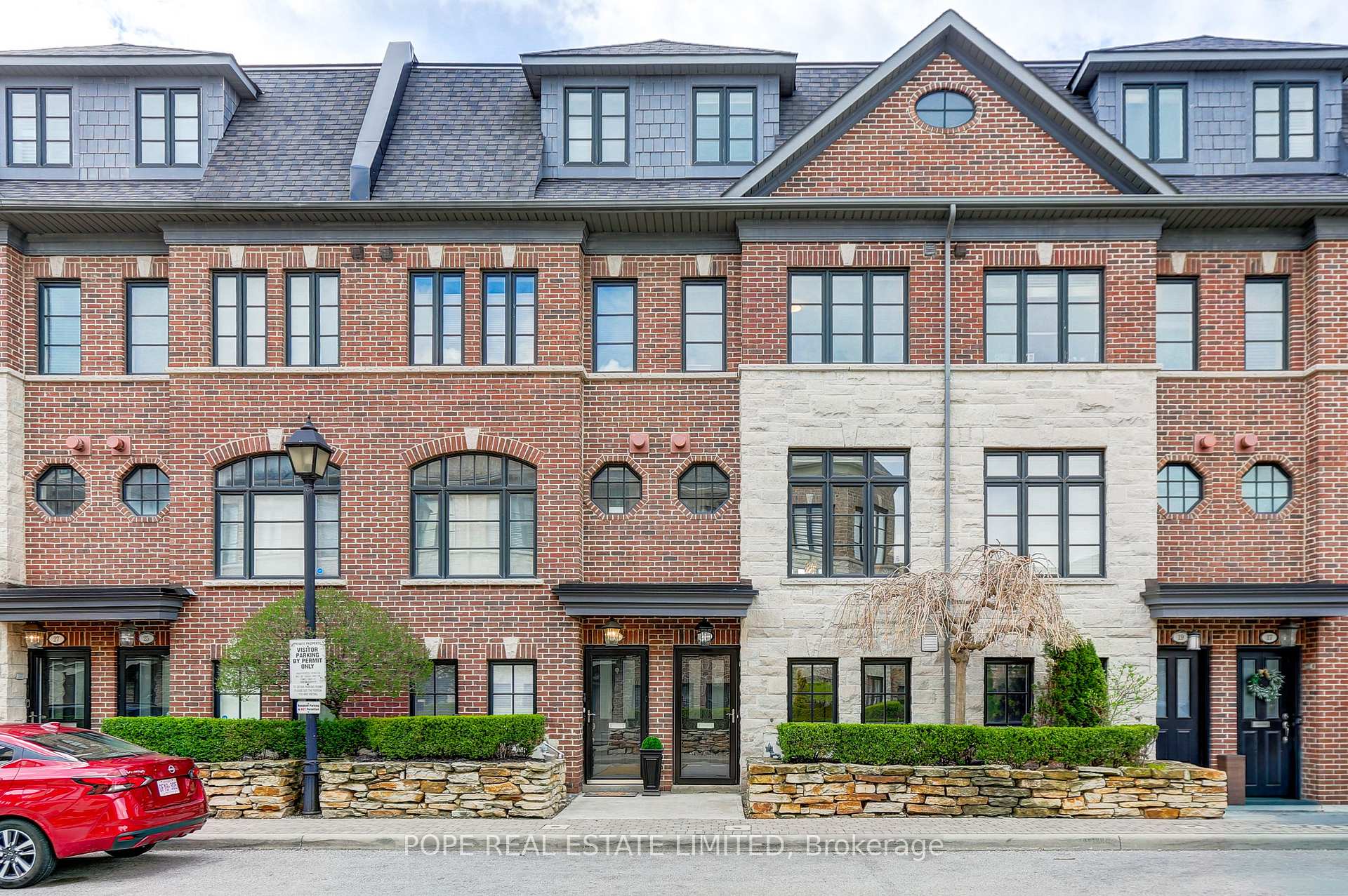 Photo 1 of 21 Ruby Lang Lane, Etobicoke, Mimico — HOMEH