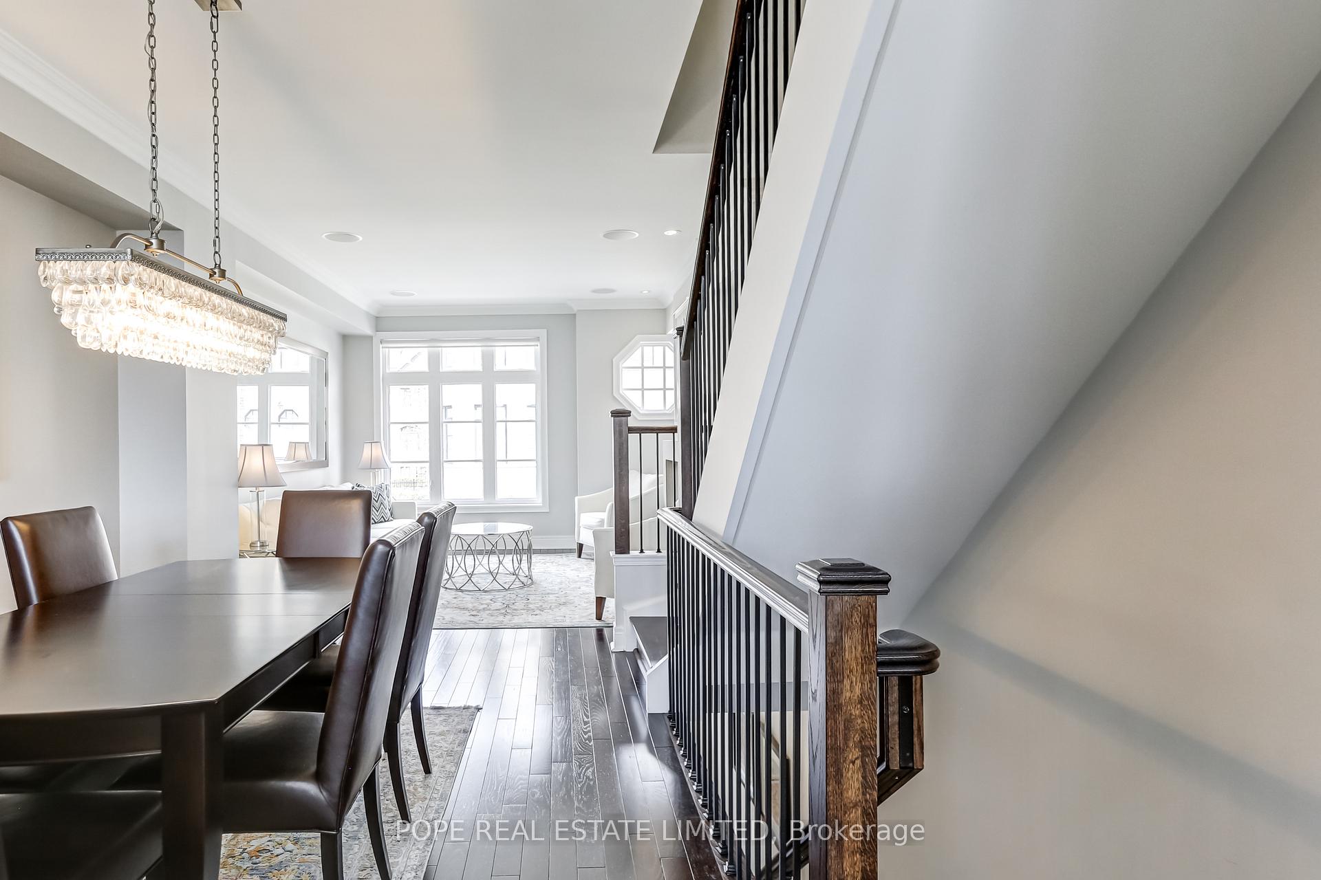Photo 9 of 21 Ruby Lang Lane, Etobicoke, Mimico — HOMEH