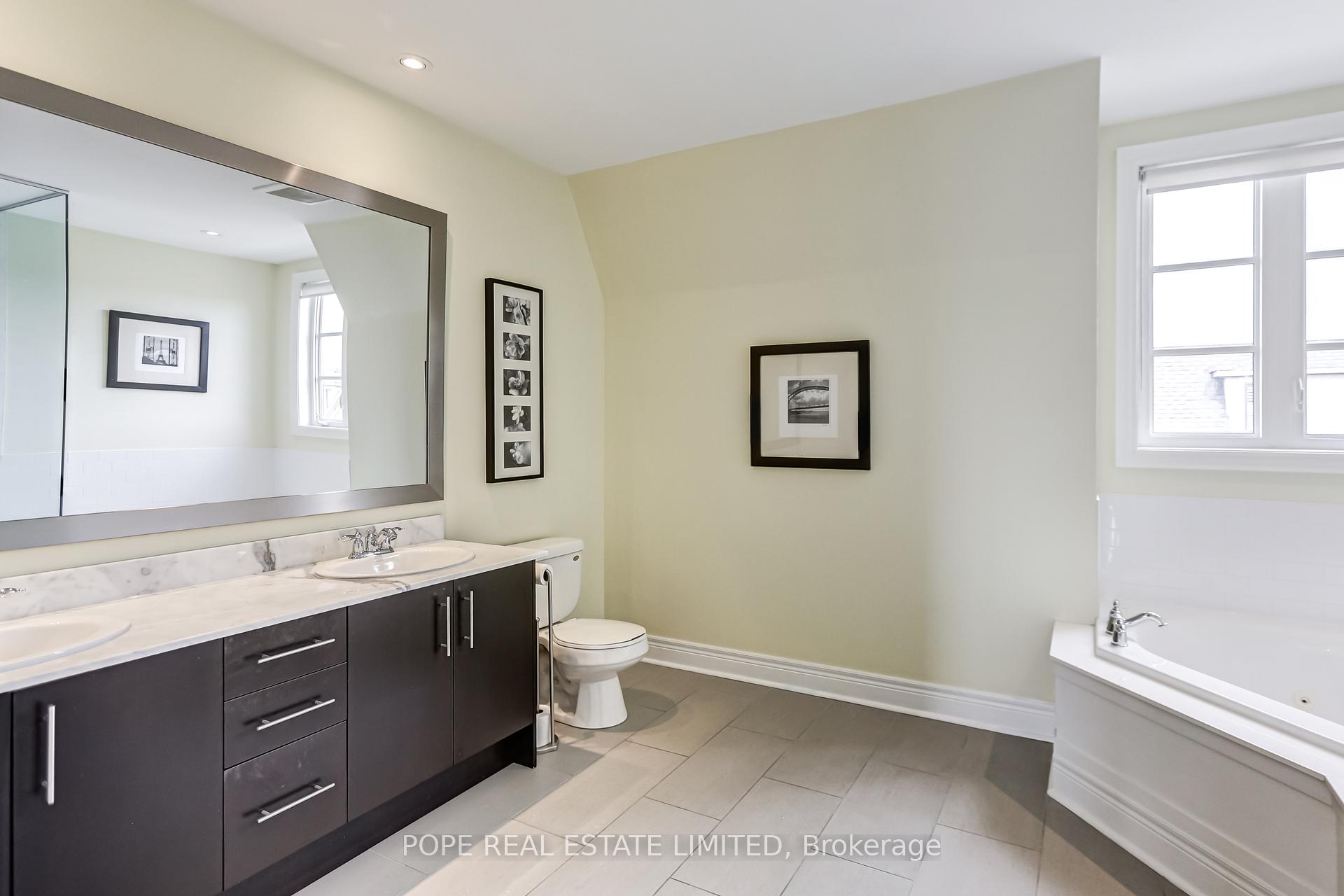 Photo 33 of 21 Ruby Lang Lane, Etobicoke, Mimico — HOMEH