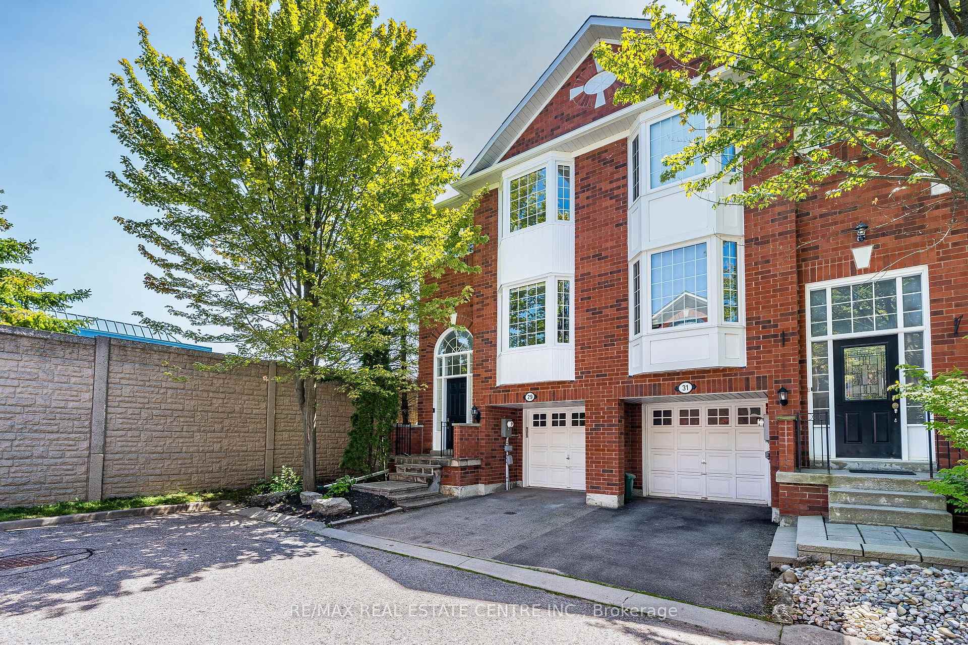 Photo 2 of 29 Mosaics Avenue, Aurora, Aurora Highlands — HOMEH