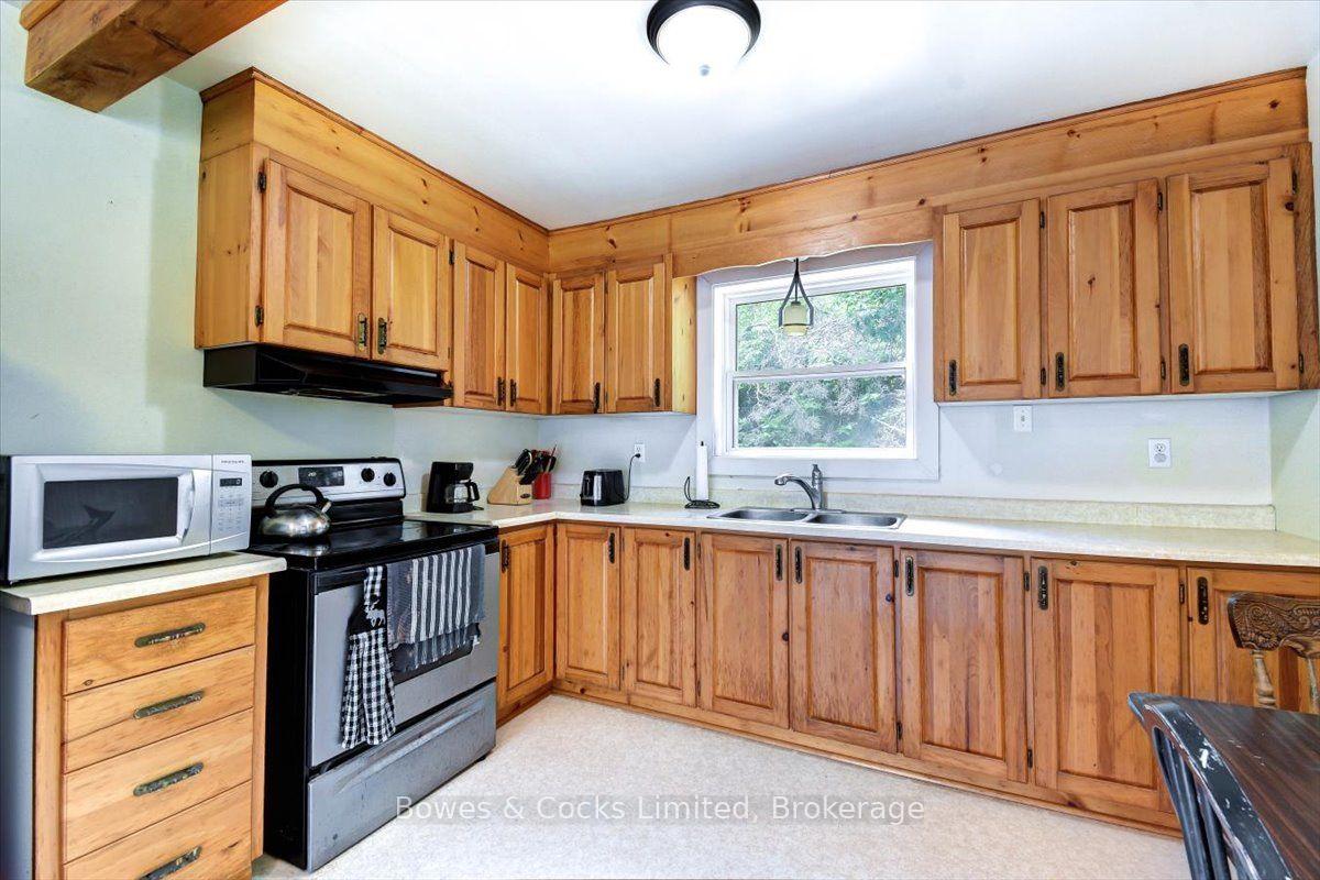 Photo 5 of 89 Jack Lake Road, North Kawartha — HOMEH